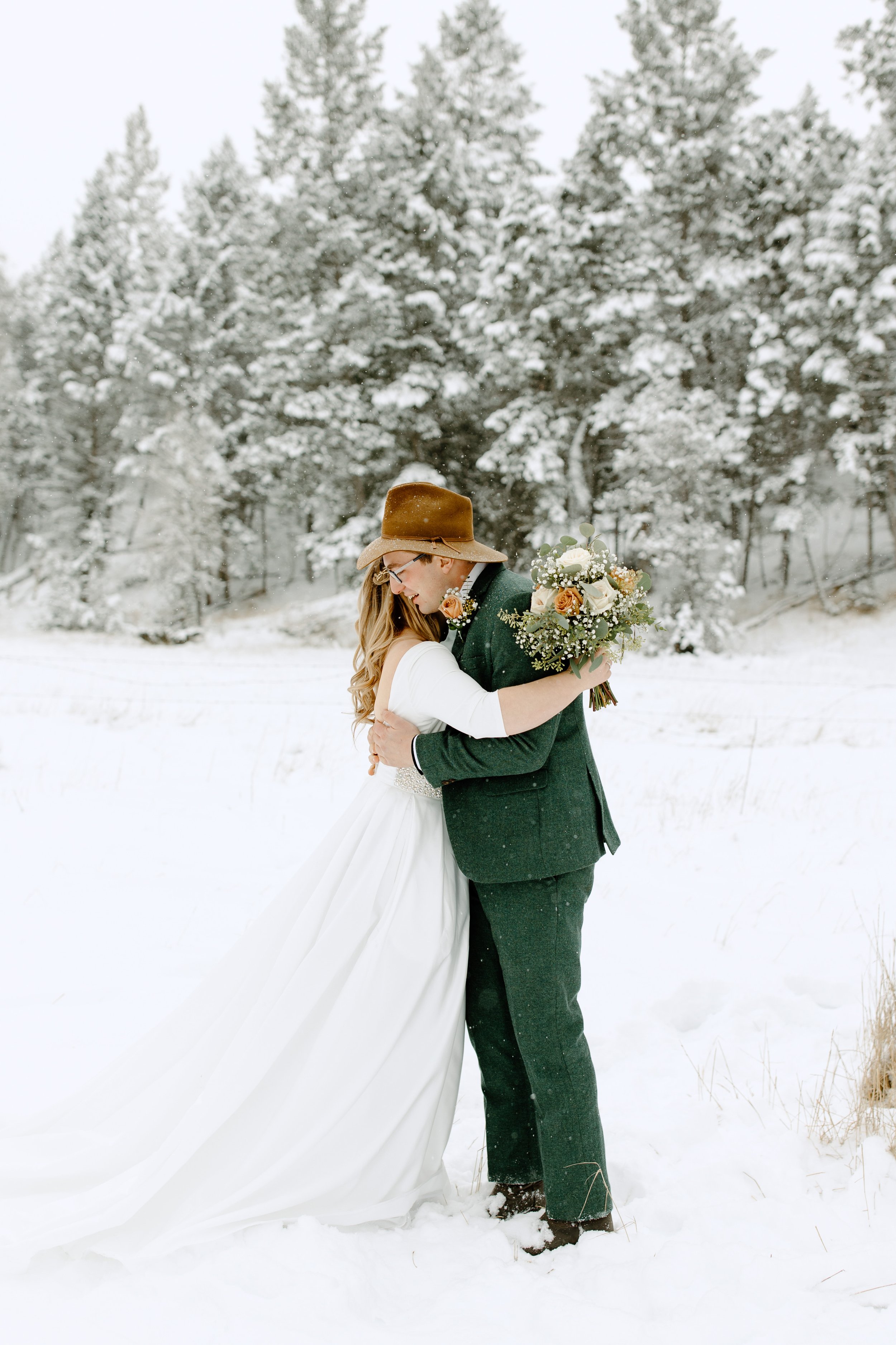invermere-winter-wedding-14.jpg