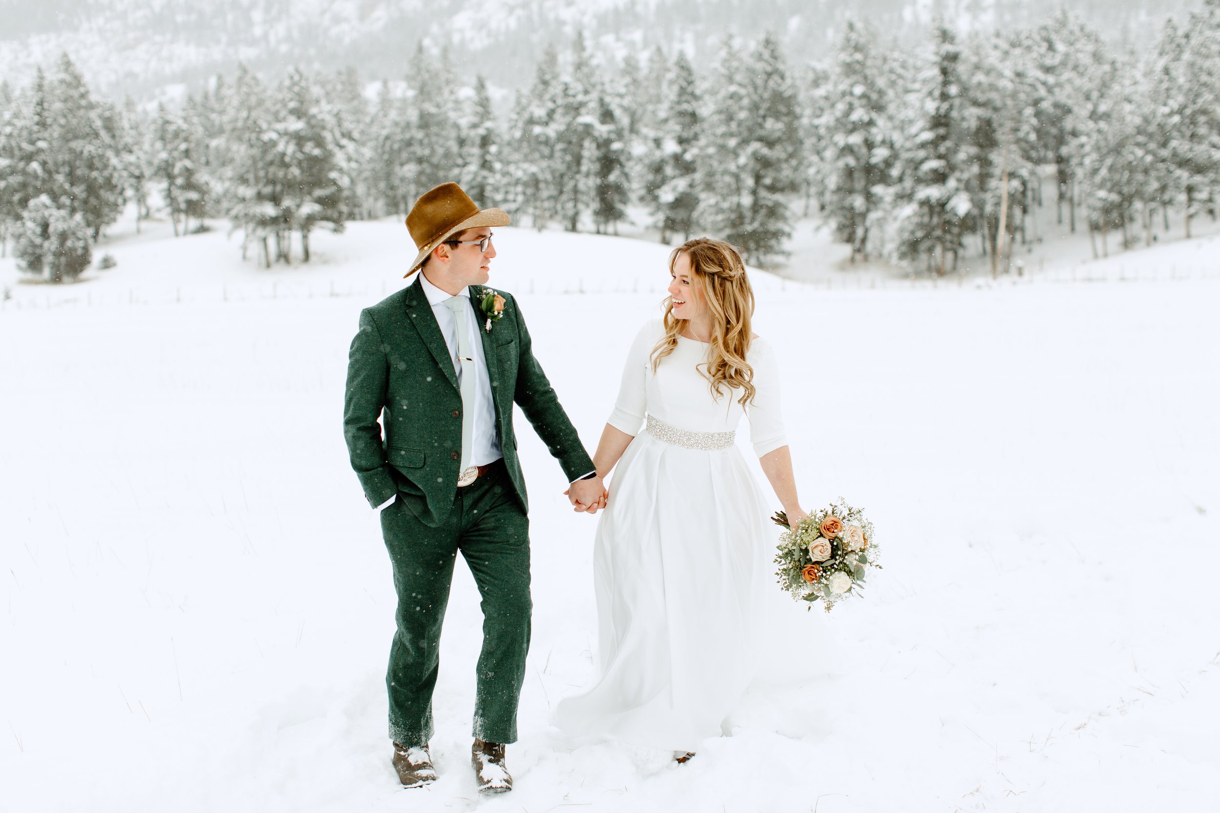 invermere-winter-wedding-22.jpg