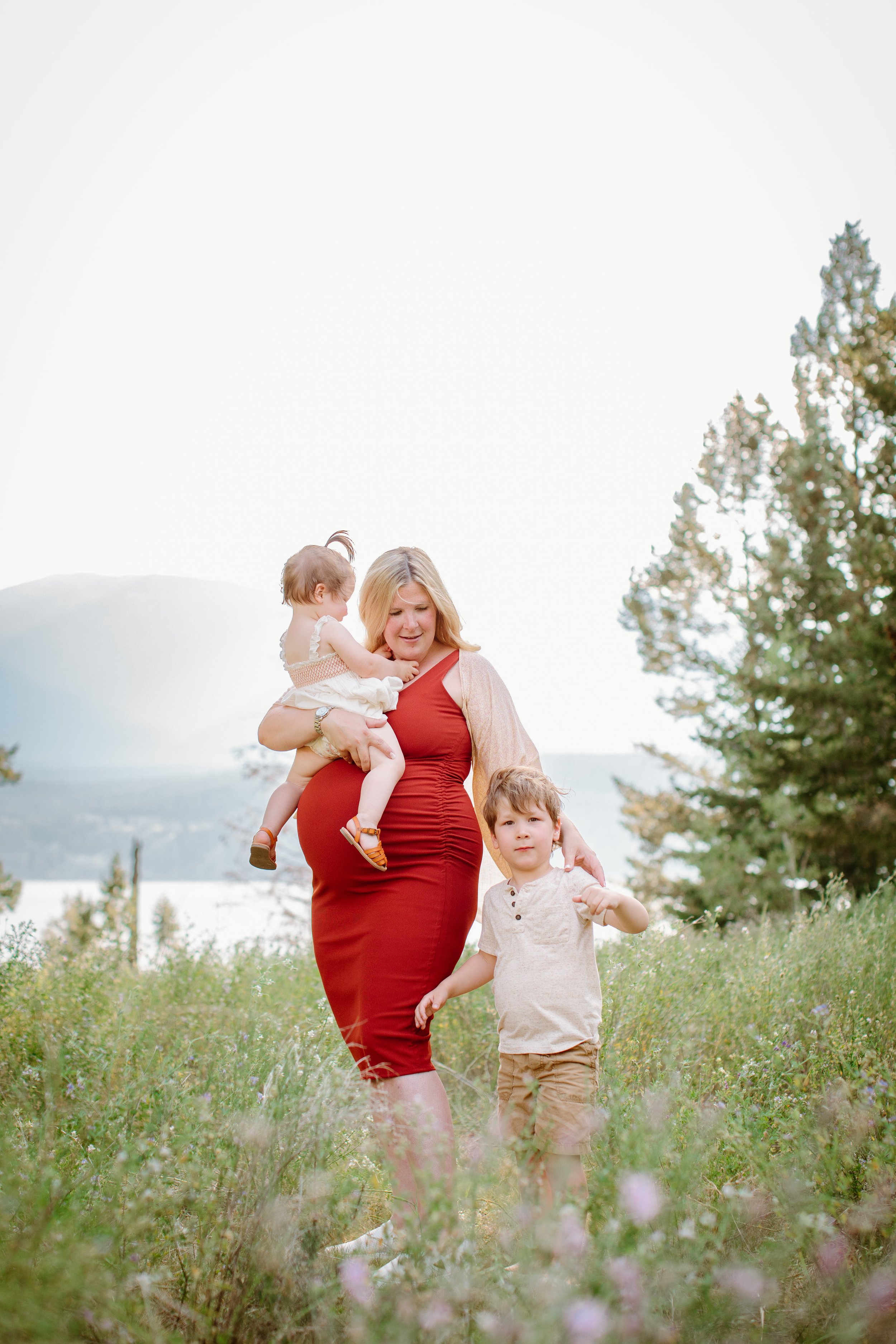 invermere-bc-maternity-photographer-17.jpg