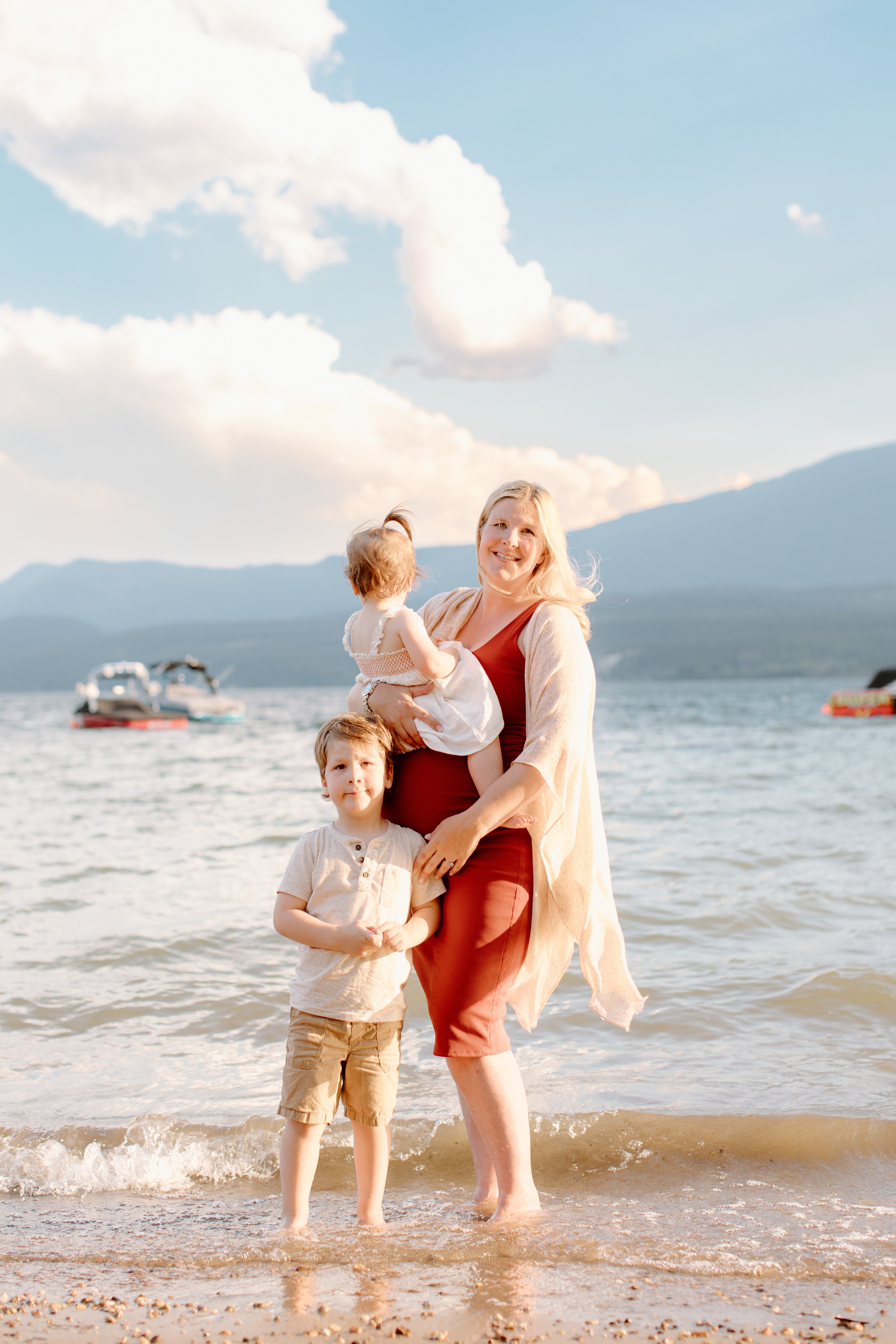 invermere-bc-maternity-photographer-25.jpg