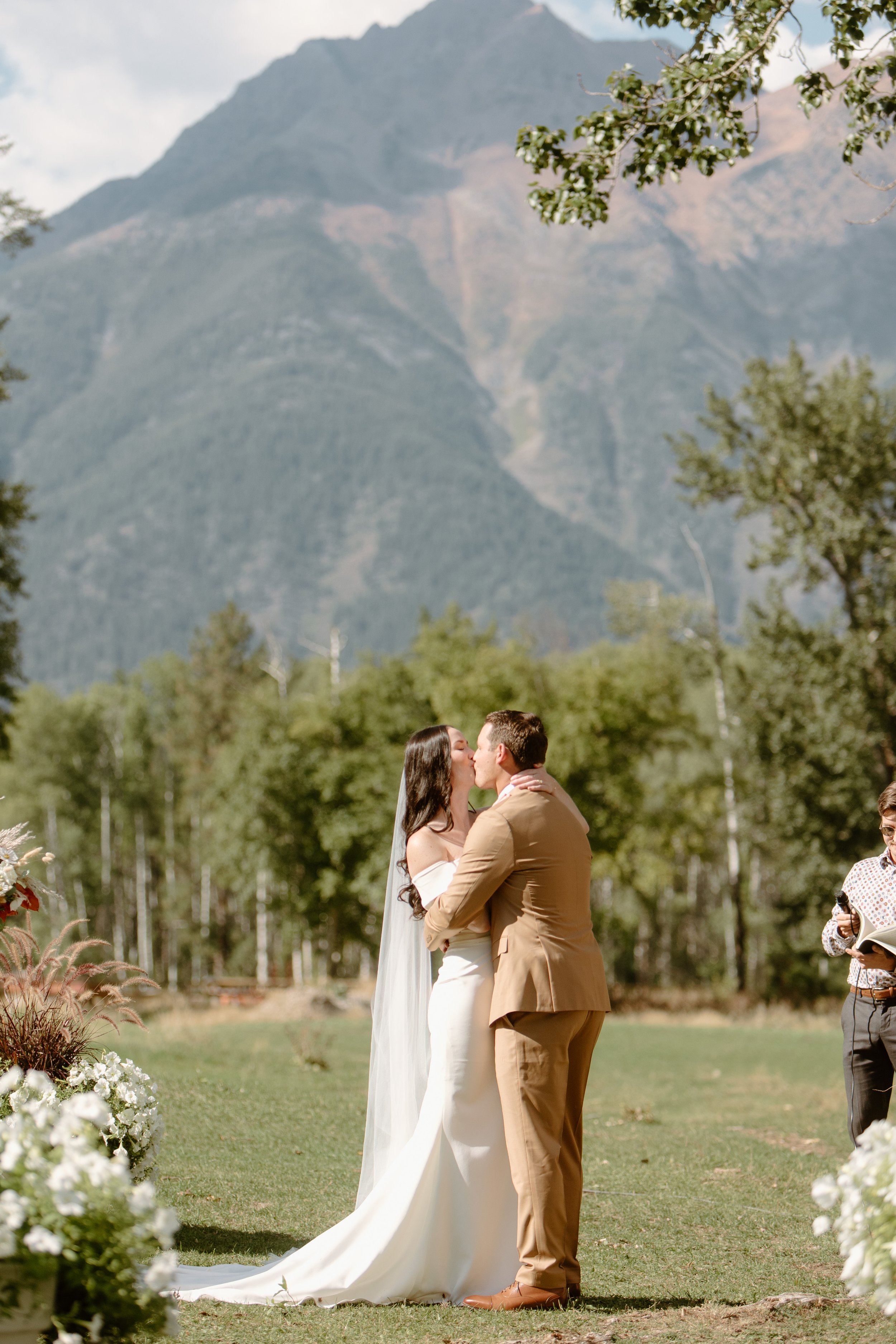 bull-river-guest-ranch-bc-wedding-photographer-33.jpg