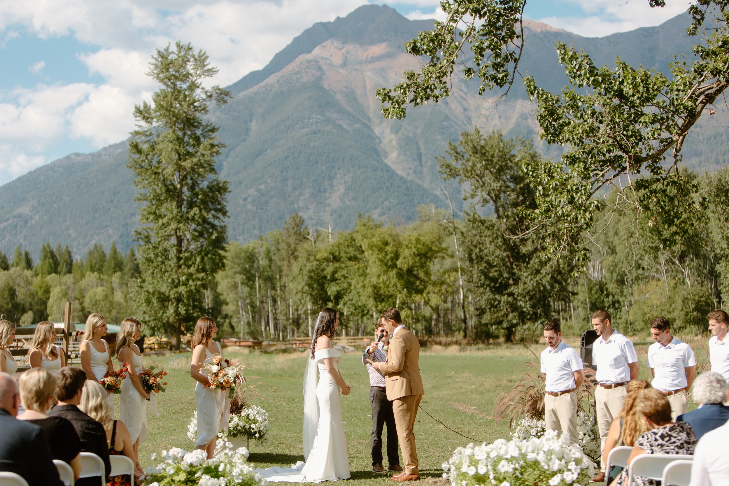 bull-river-guest-ranch-bc-wedding-photographer-32.jpg