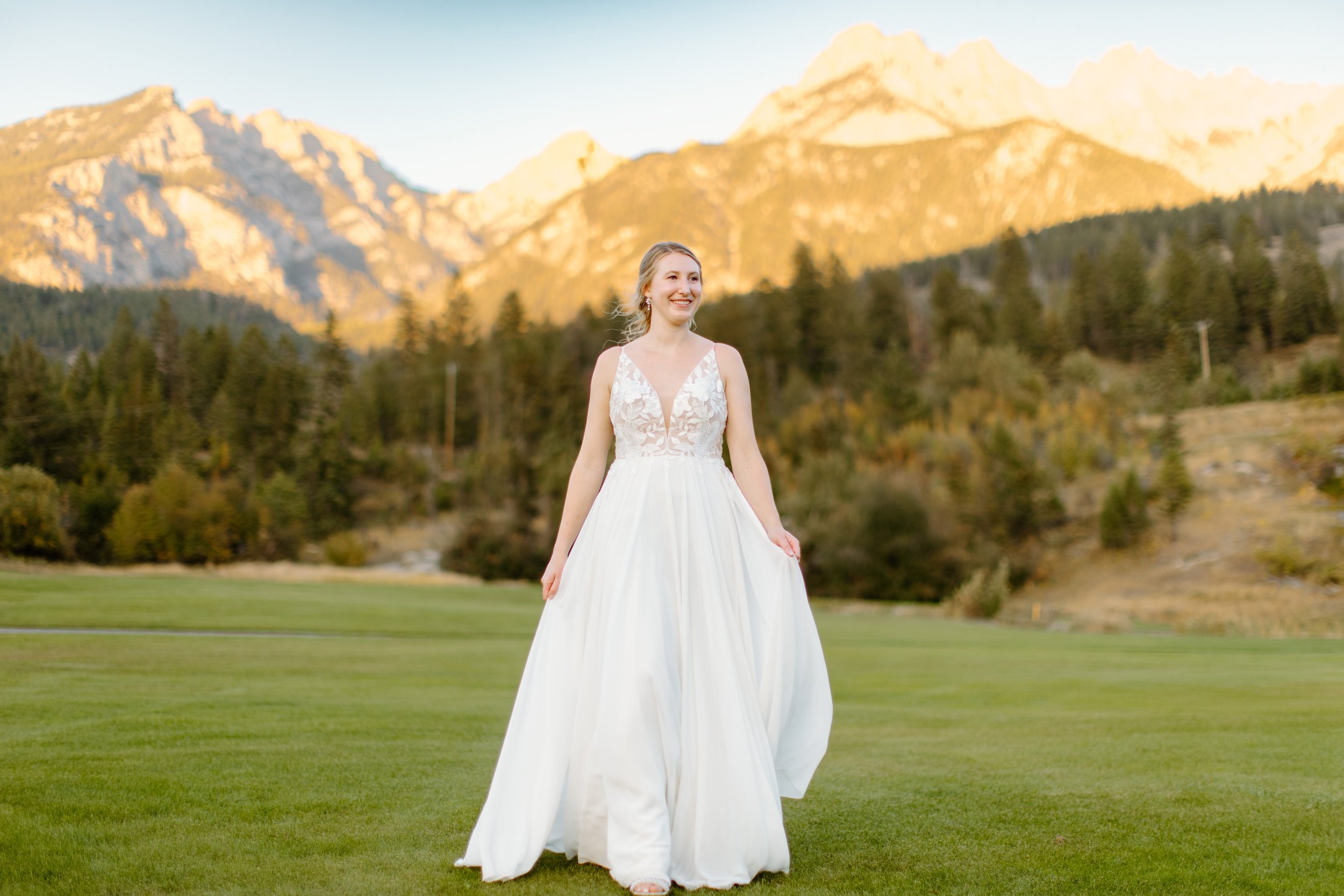 fairmont-hotsprings-bc-wedding-photographer-114.jpg