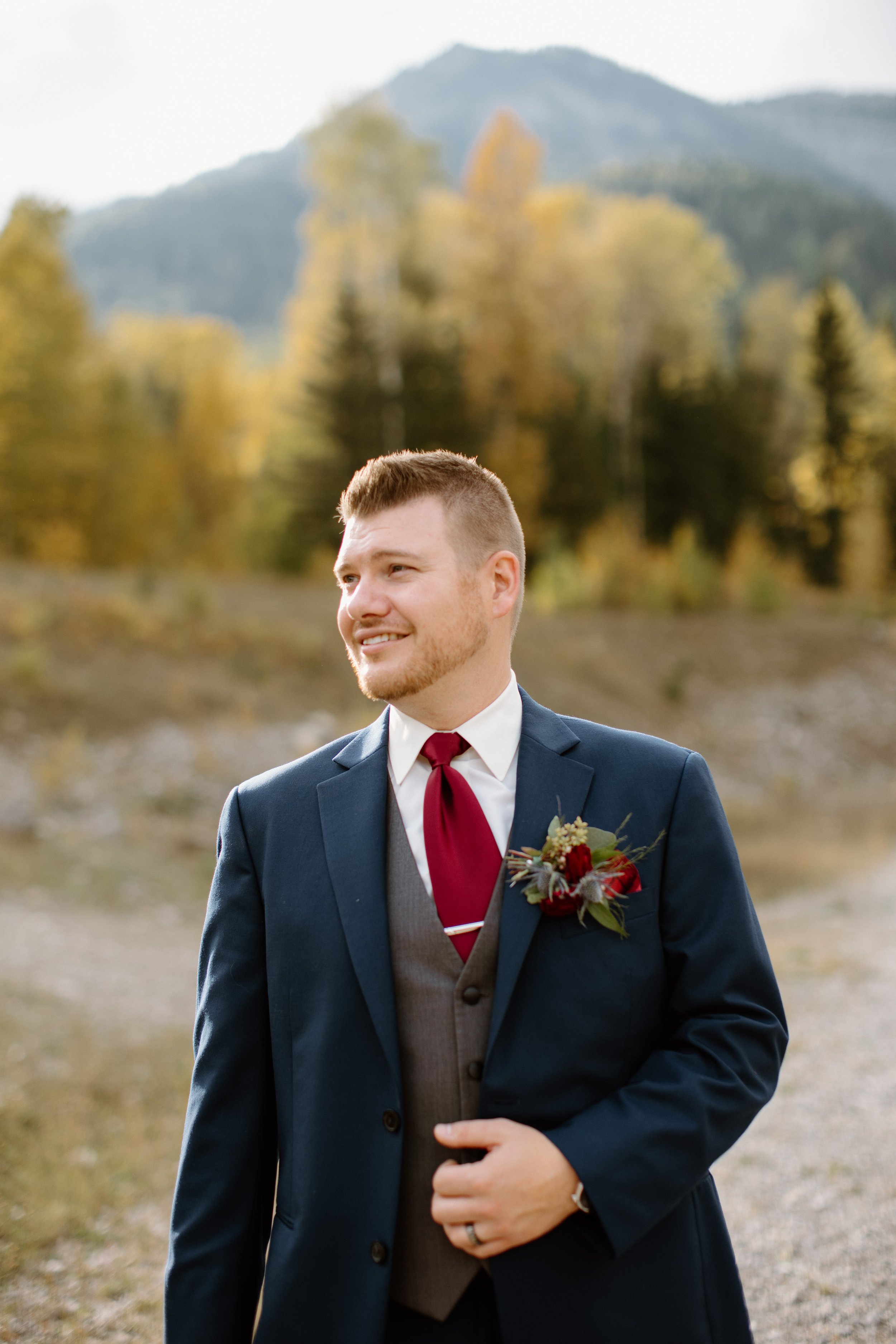 lizard-creek-lodge-fernie-bc-wedding-photographer-82.jpg