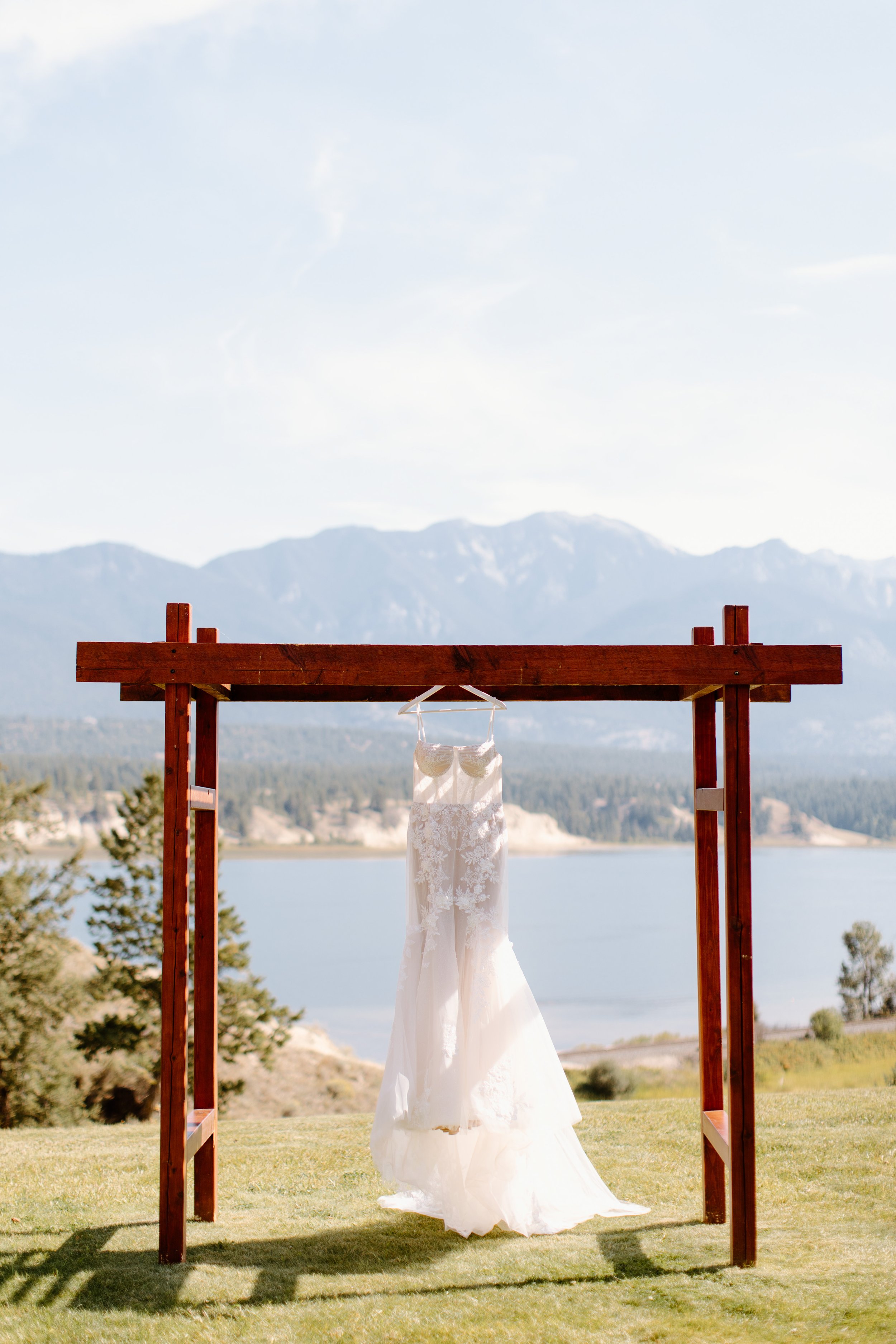 brady-creek-ranch-invermere-bc-wedding-photographer-4.jpg