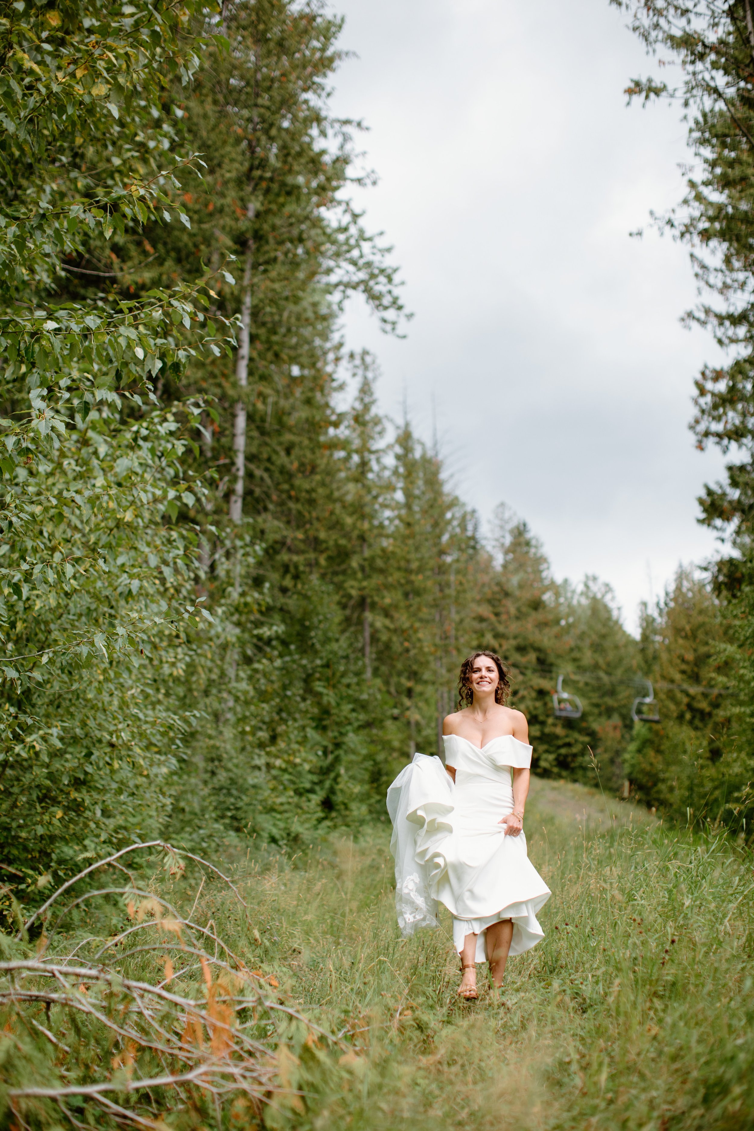 fernie-alpine-lodge-wedding-photographer-14.jpg