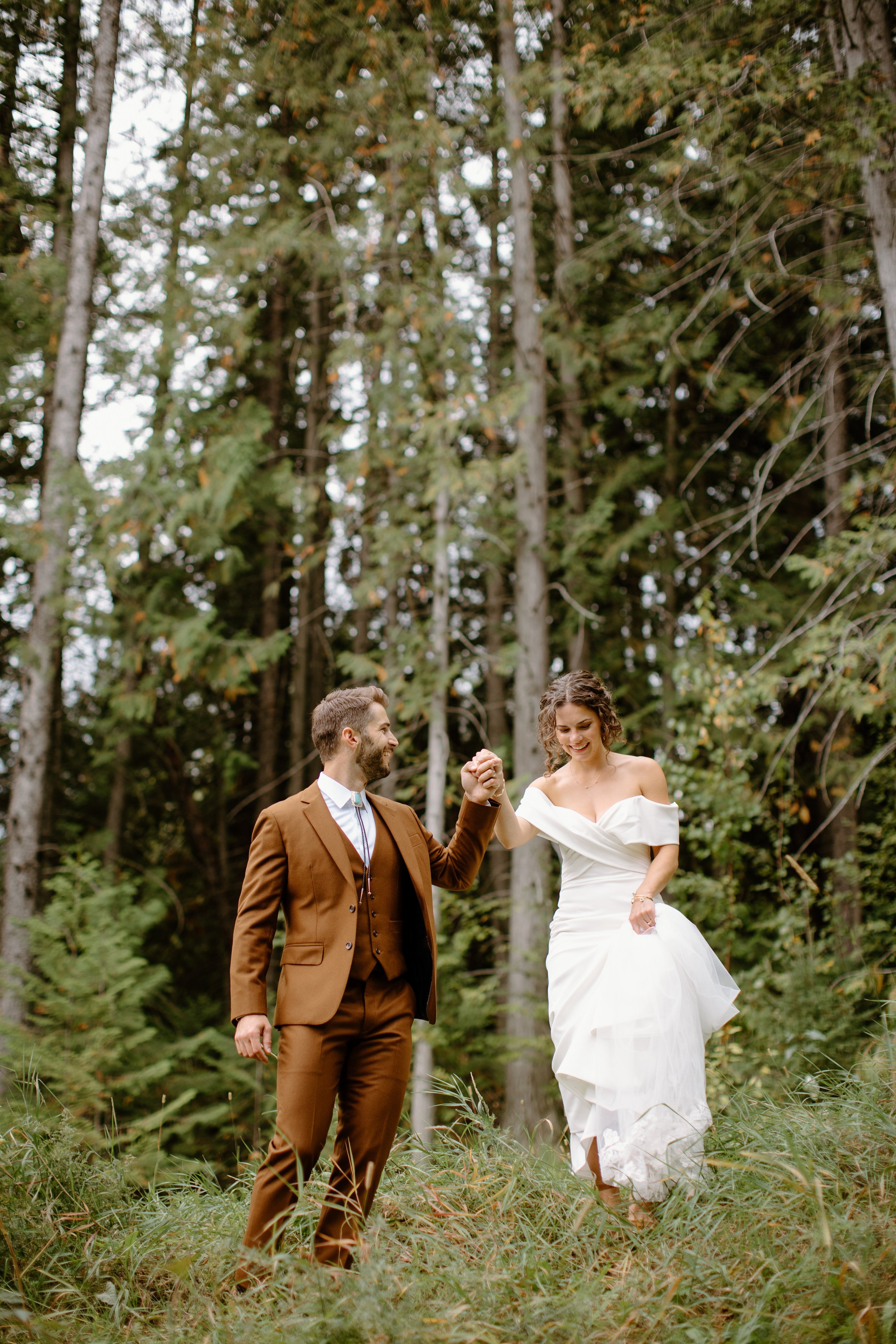 fernie-alpine-lodge-wedding-photographer-21.jpg