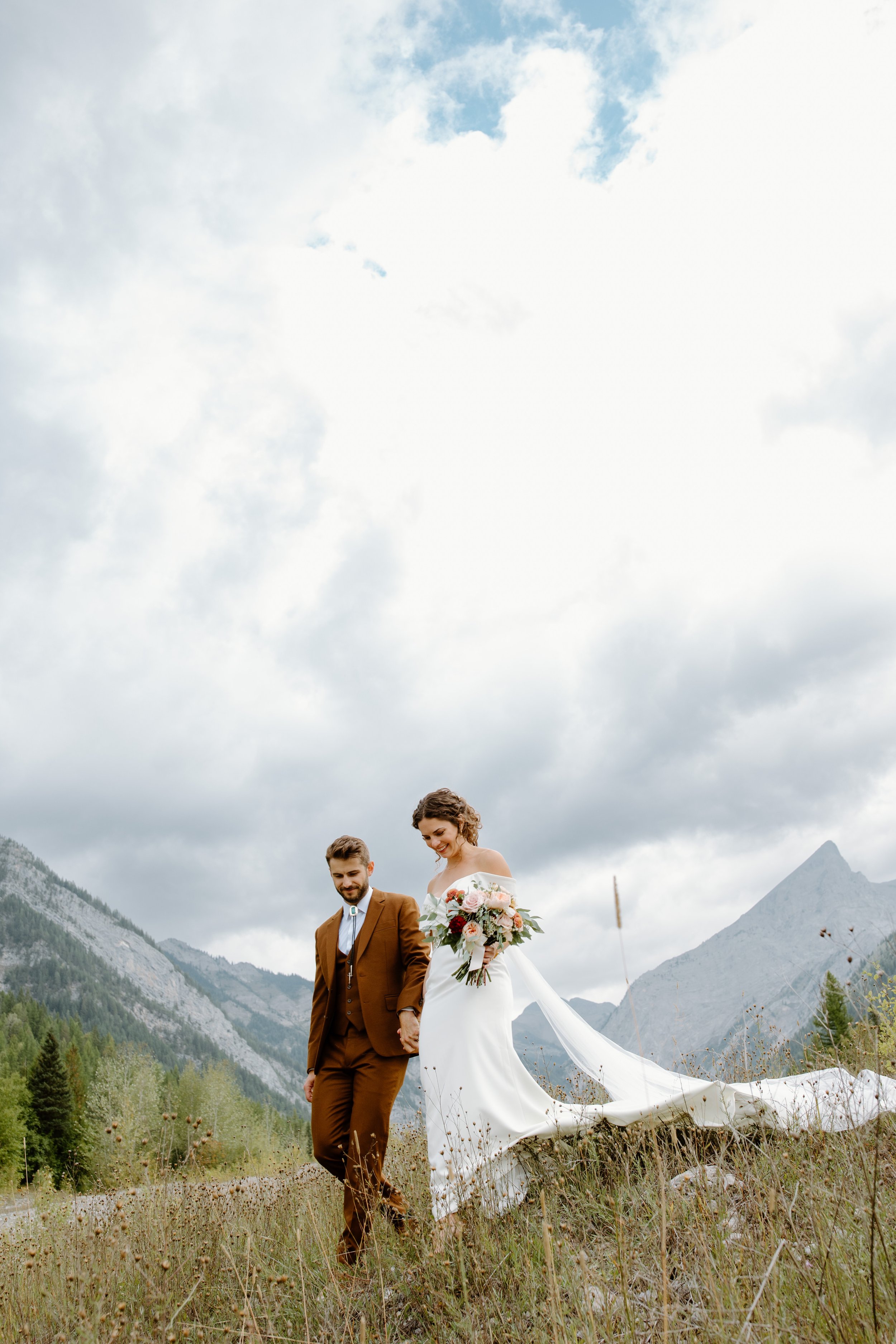 fernie-alpine-lodge-wedding-photographer-45.jpg