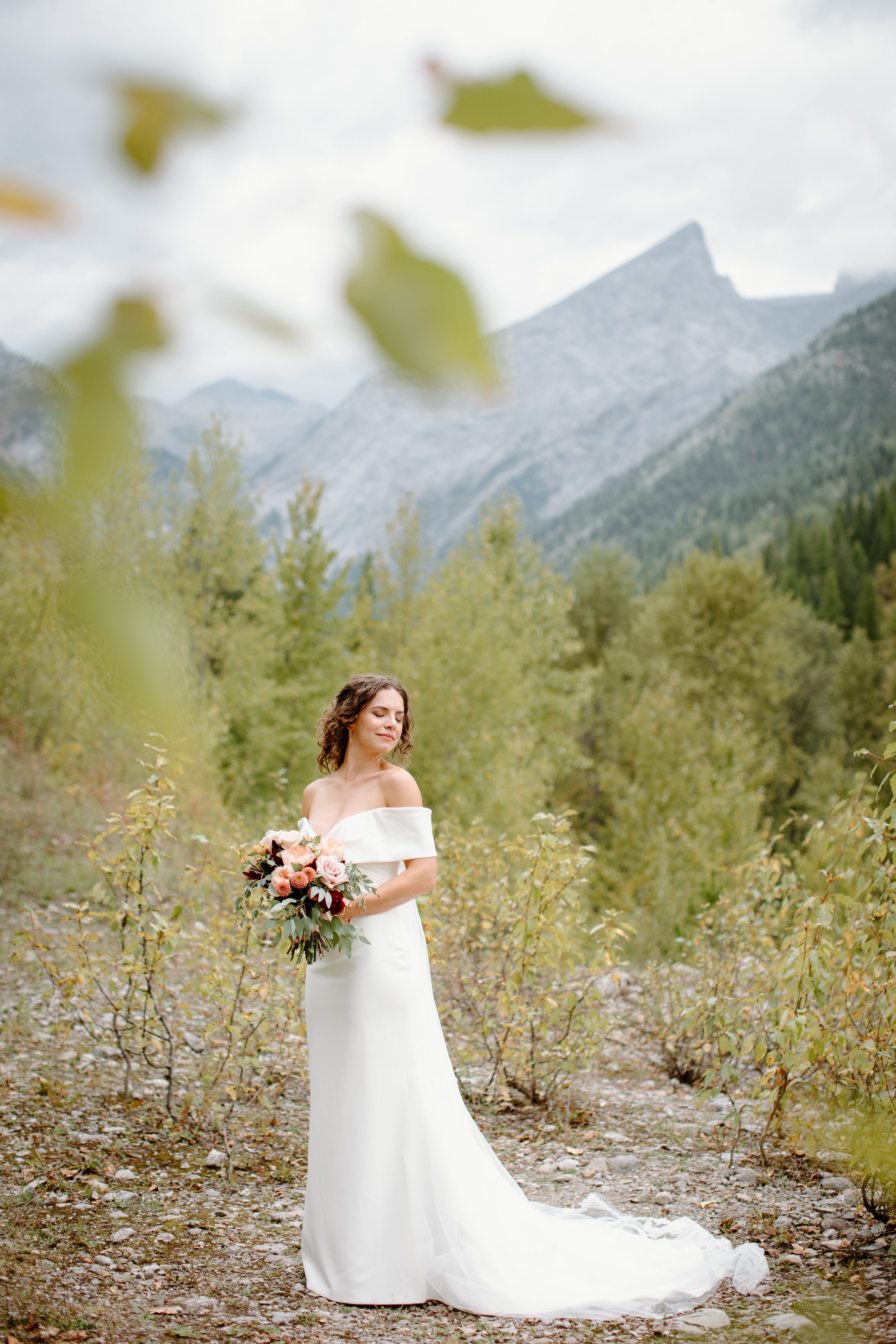 fernie-alpine-lodge-wedding-photographer-54.jpg
