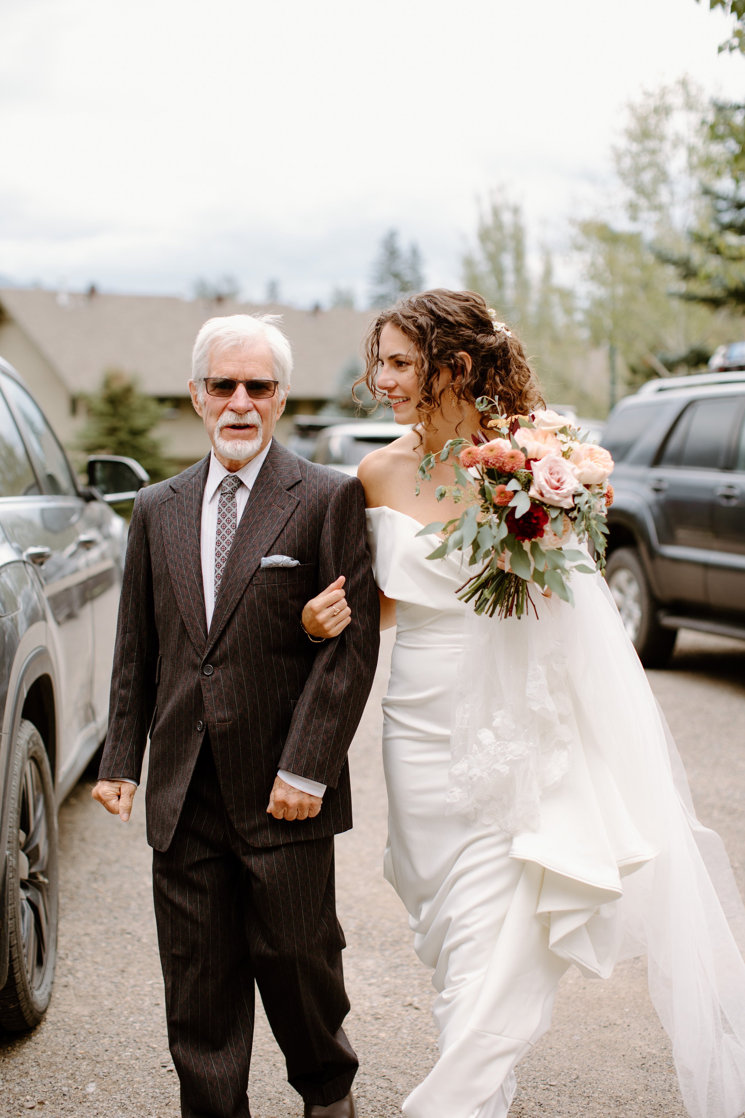 fernie-alpine-lodge-wedding-photographer-61.jpg