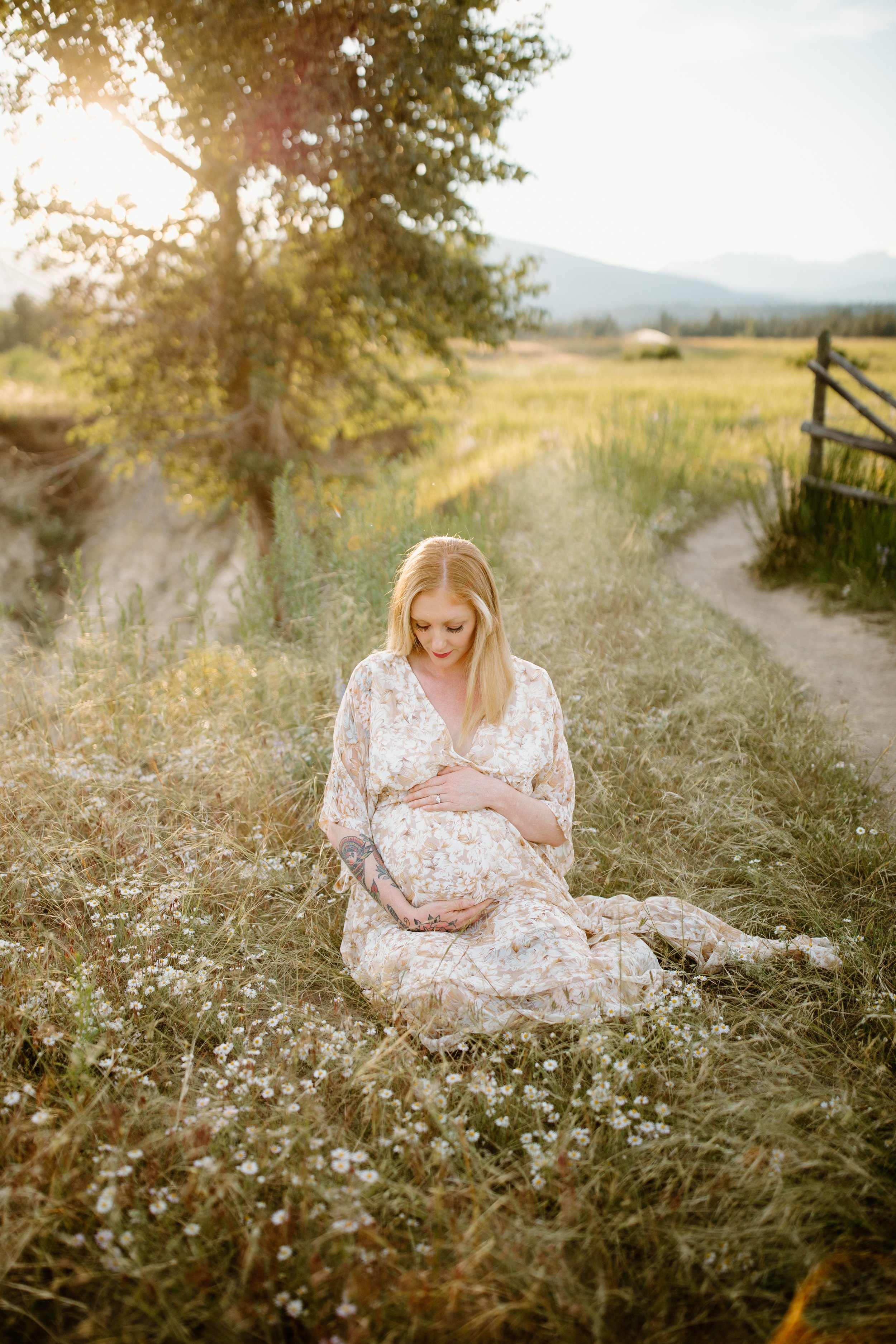 kimberley-cranbrook-bc-maternity-photographer-23.jpg