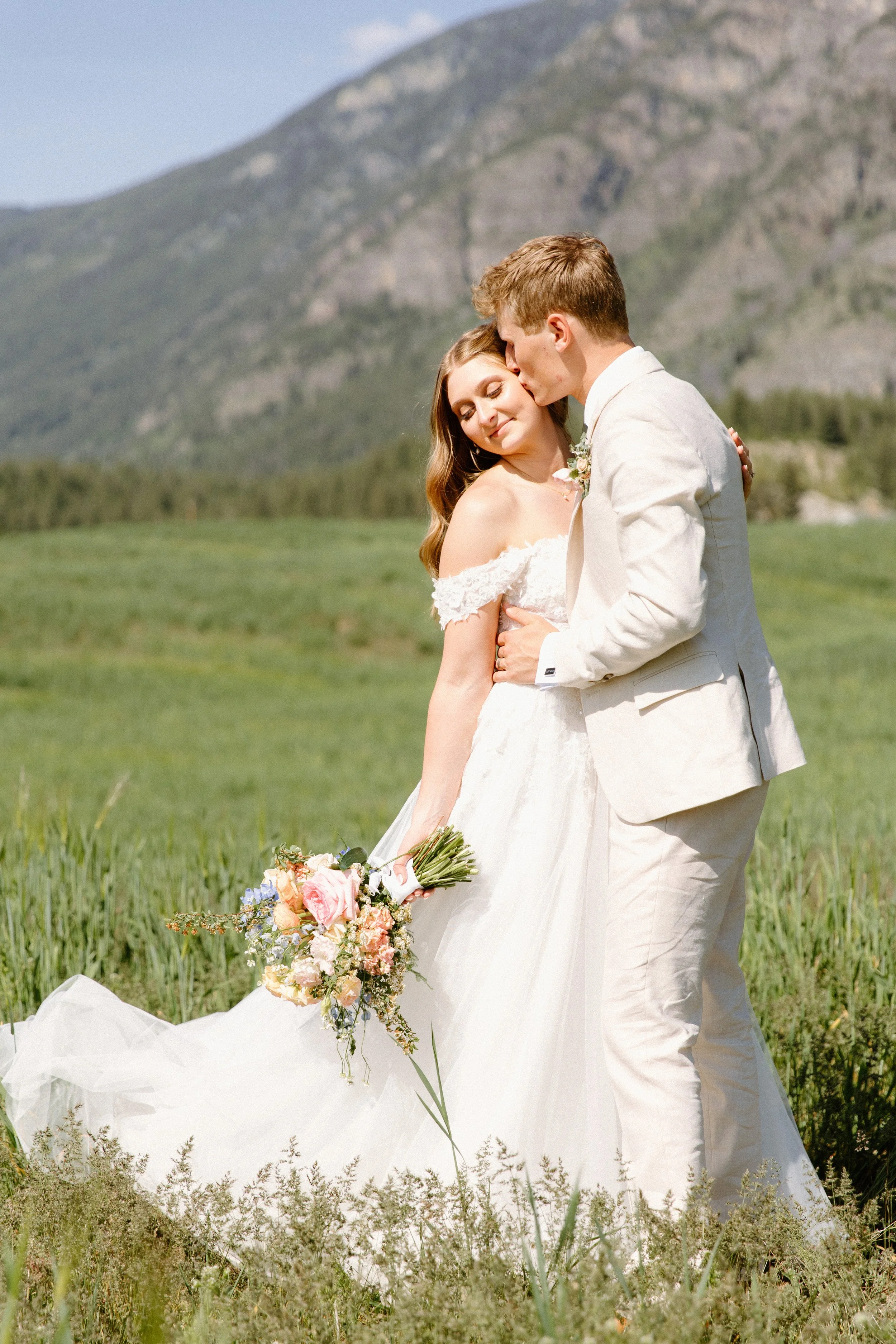 Creston_wedding_photographer_British_columbia-79.jpg