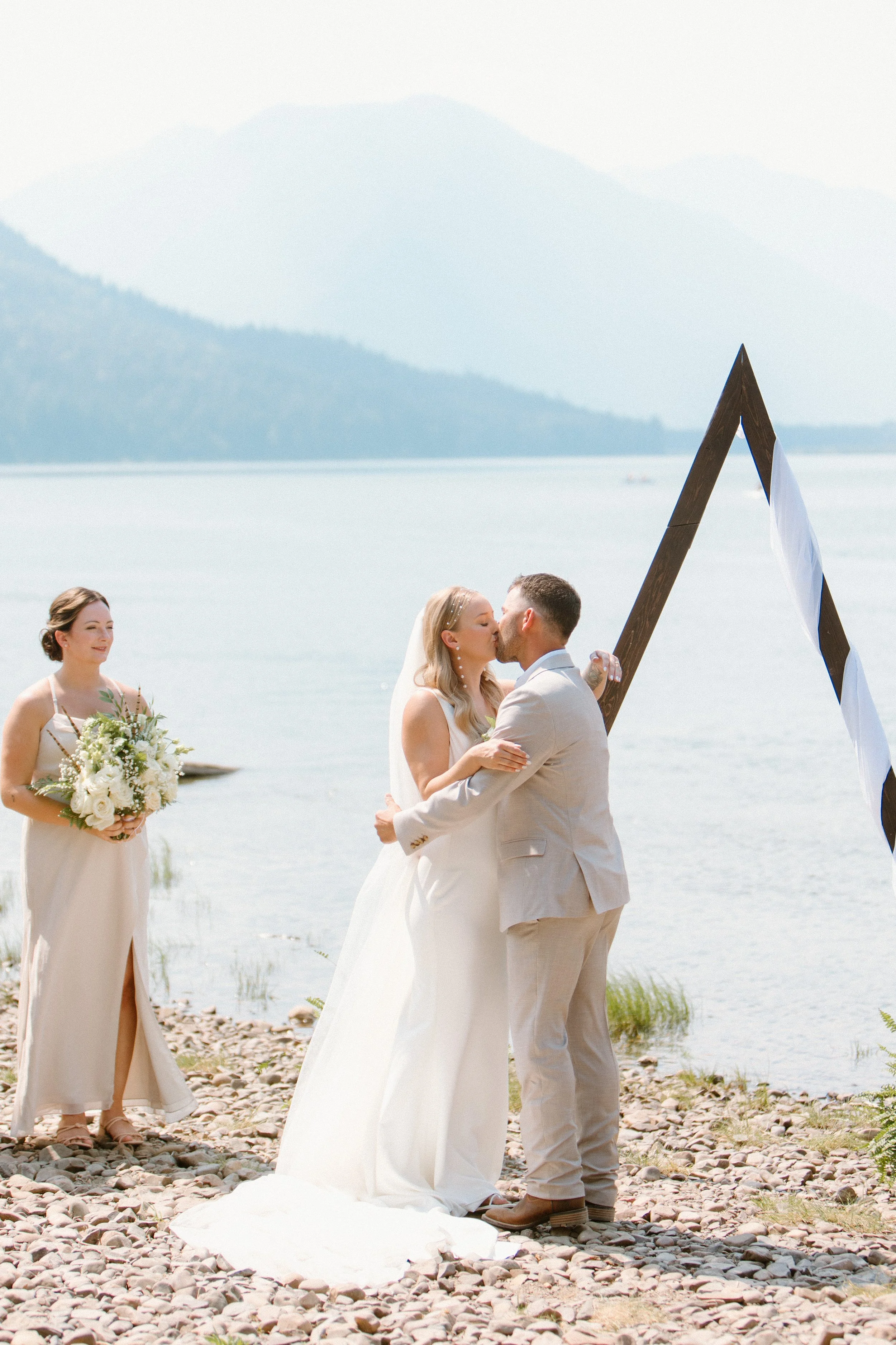 st_marys_lake_wedding_kimberley_cranbrook_BC_photographer-32.jpg