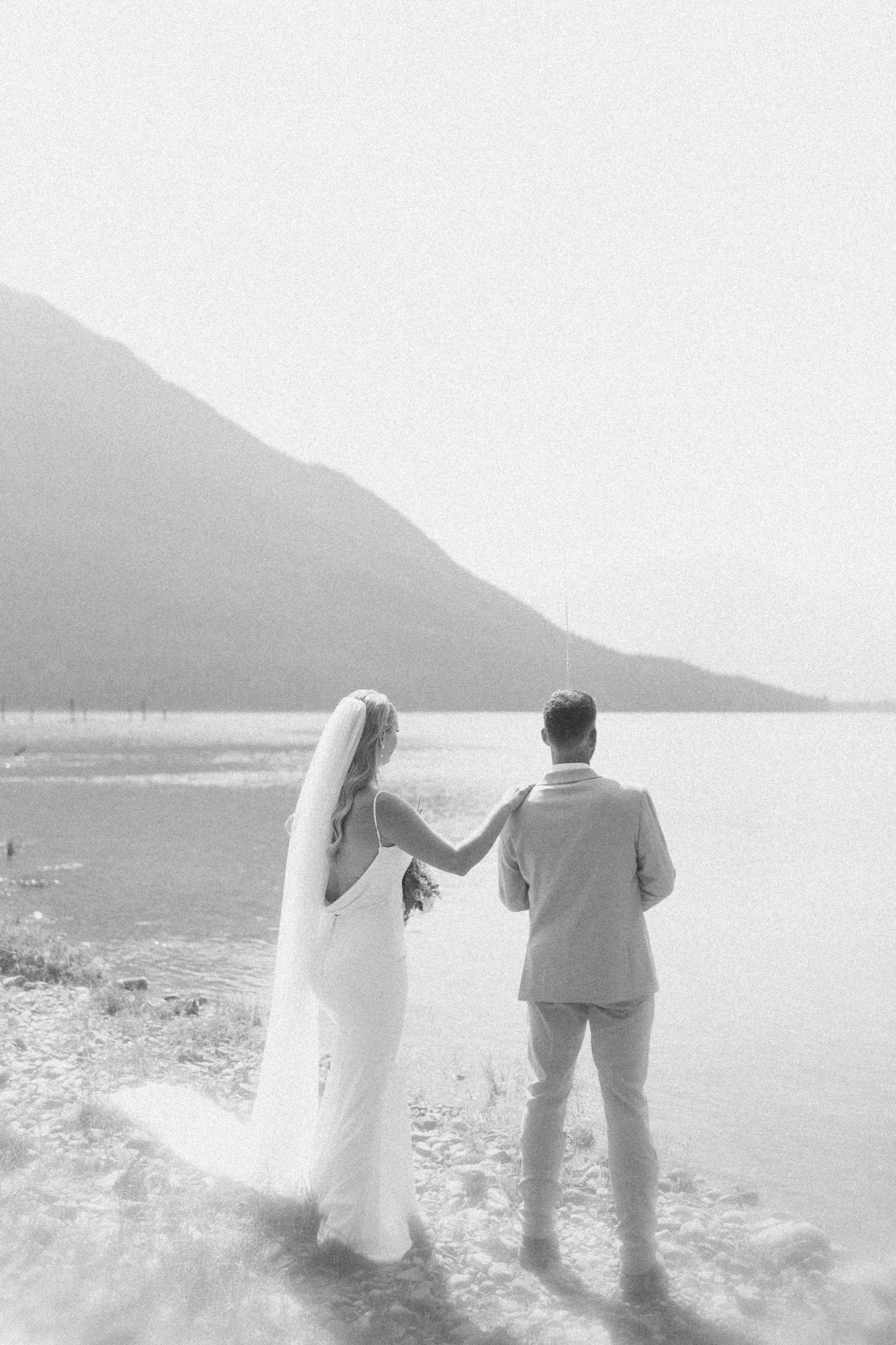 st_marys_lake_wedding_kimberley_cranbrook_BC_photographer-47.jpg