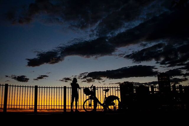 First sunset back after curfew this week
#NewYork #Brooklyn #NYC #sunset #manhattan #skyline #NewYorkCity #pose #instagood #bicycle #cycling