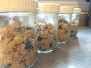 Save leftover oats in jars to reheat throughout the week for a quick and easy breakfast.