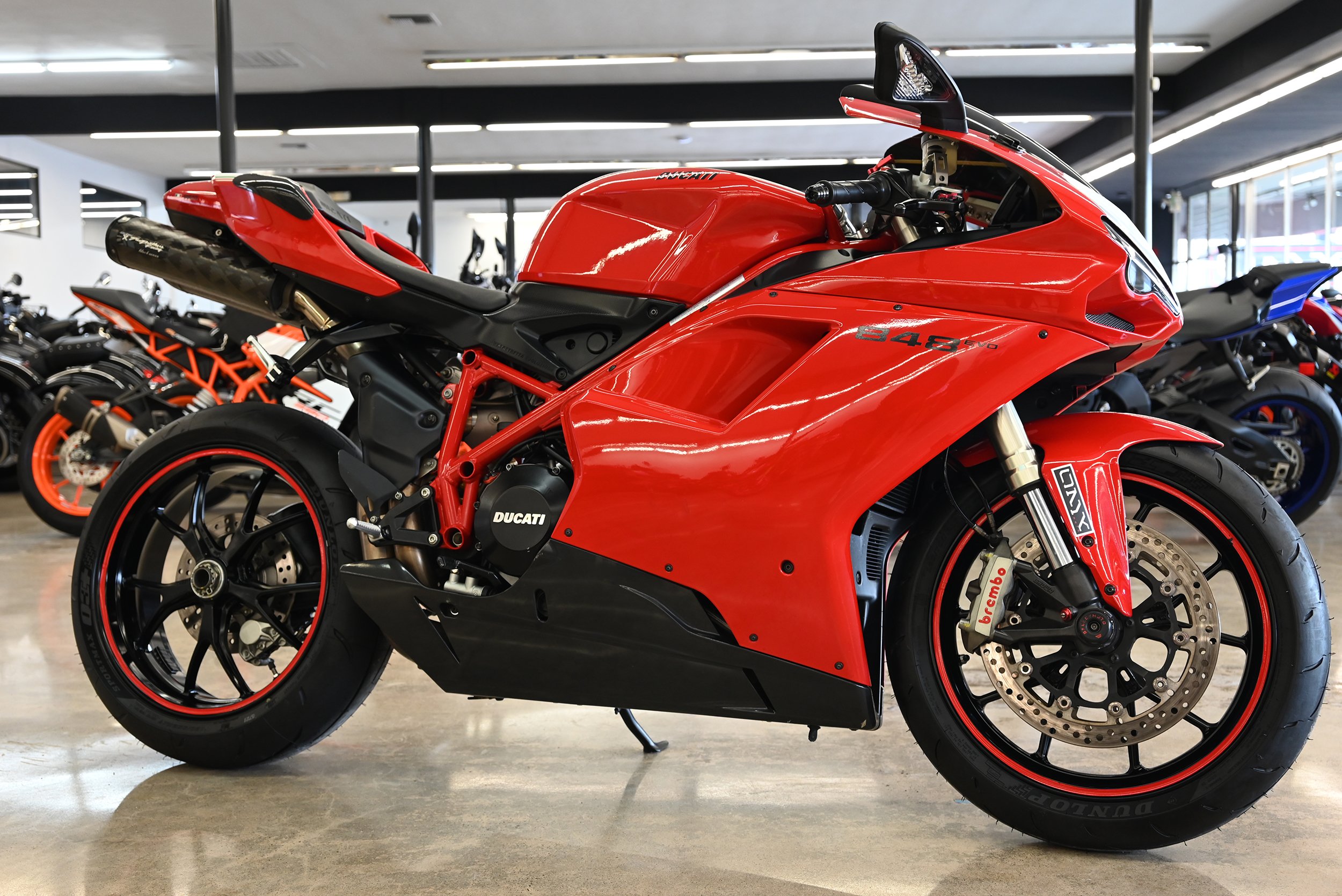 Ducati 848 EVO độ nổi bật với full áo sợi Carbon đẹp mê hồn  2banhvn
