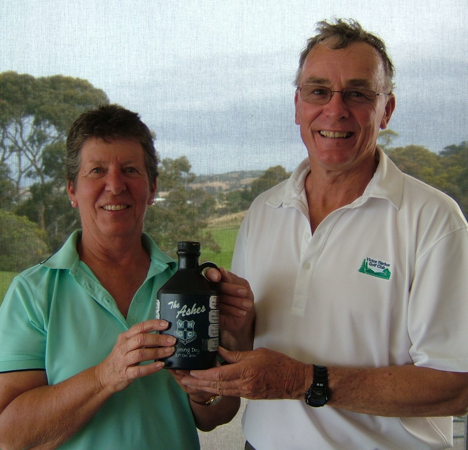 Ladies Captain, Libby Bancroft with Club Captain, Bruce Watkins