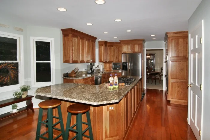 kitchen10014.jpg