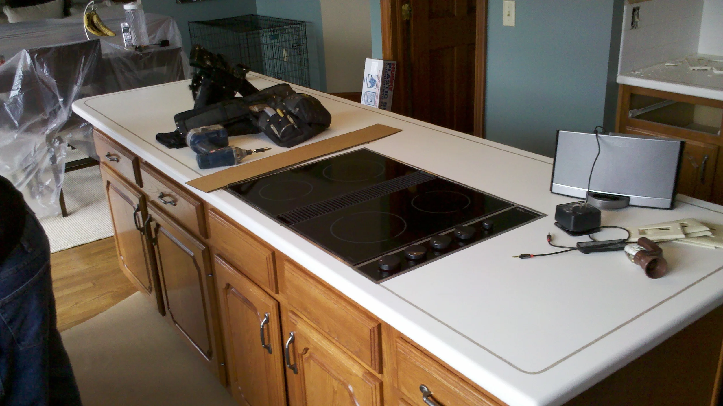 Kitchen island before.jpg