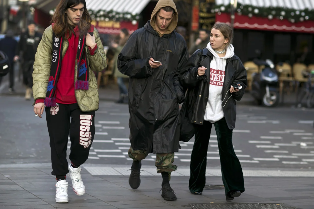 Street Style from Paris Fashion Week 2016