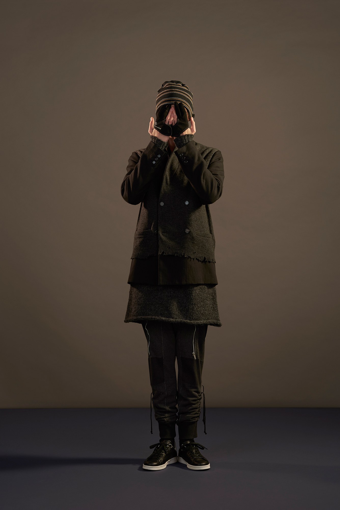 23-undercover-menswear-fall-2017.jpg