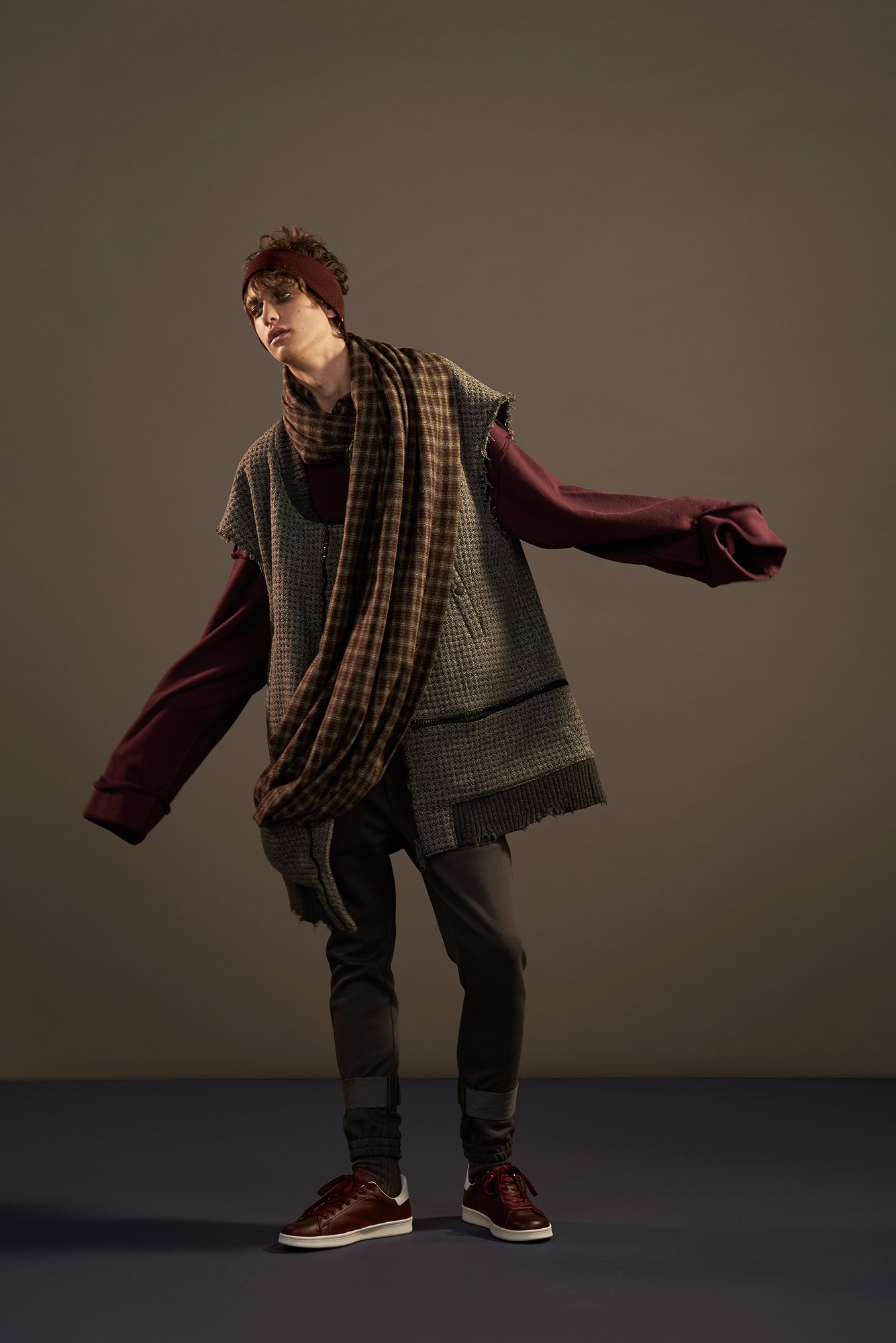 39-undercover-menswear-fall-2017.jpg