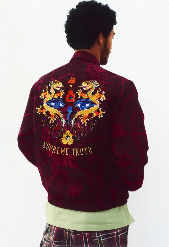 supreme-ss17-lookbook-obama-7-550x800.jpg