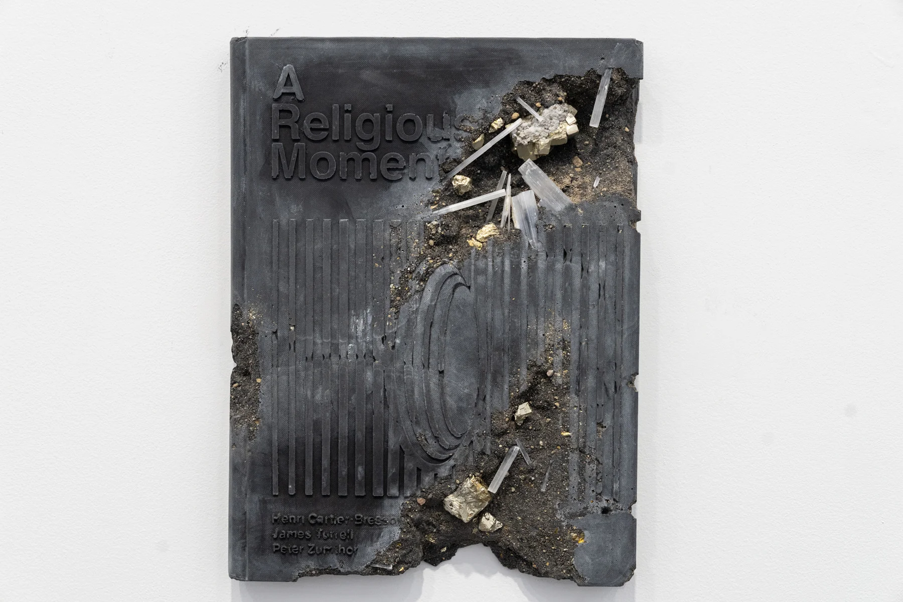 https_%2F%2Fhypebeast.com%2Fimage%2F2018%2F09%2Fdaniel-arsham-3018-4.jpg