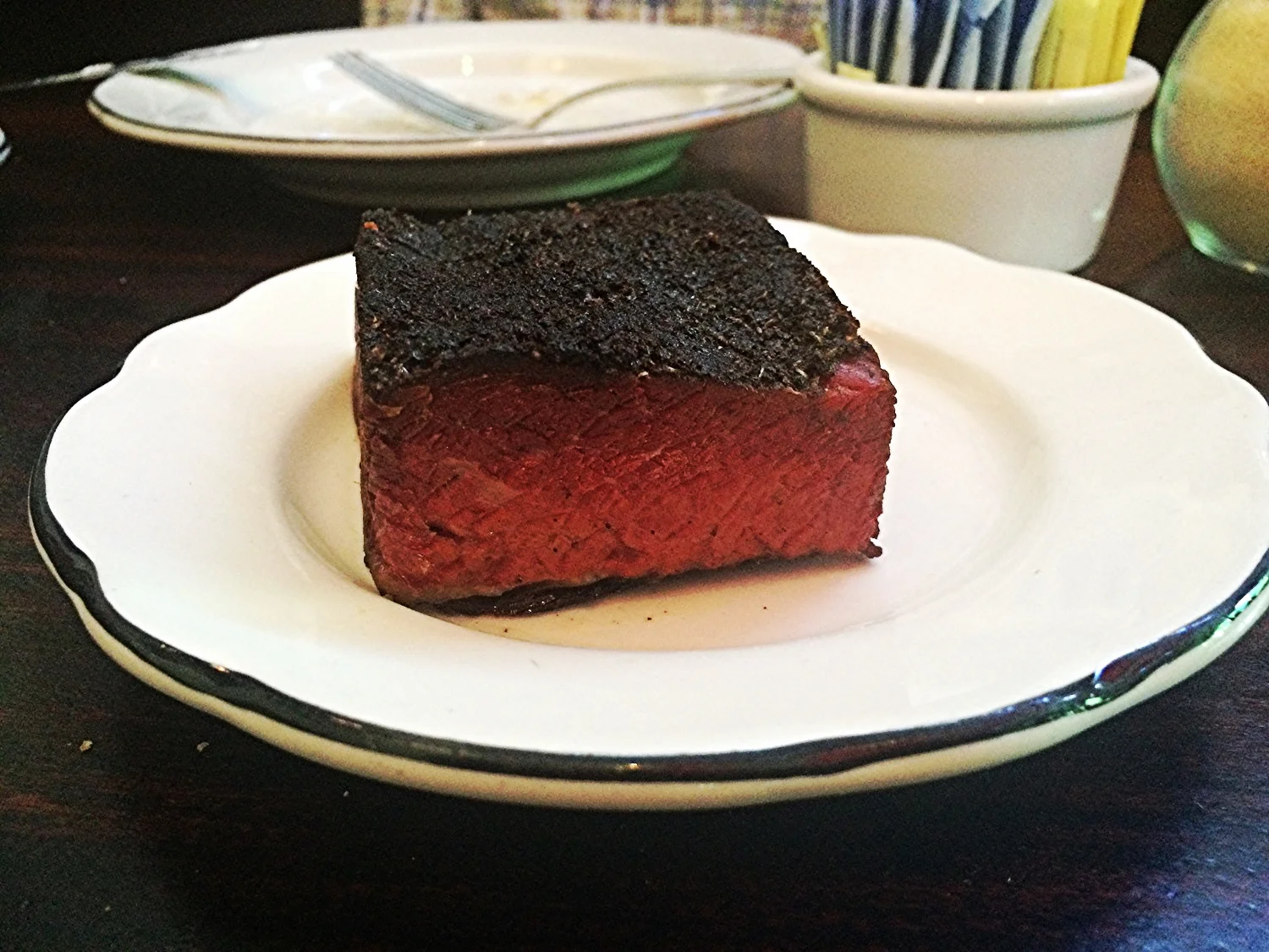 Housemade Patrami . Quando chegou à mesa, por um segundo pensei que fosse um Brownie . Apenas uma palavra: perfeito!