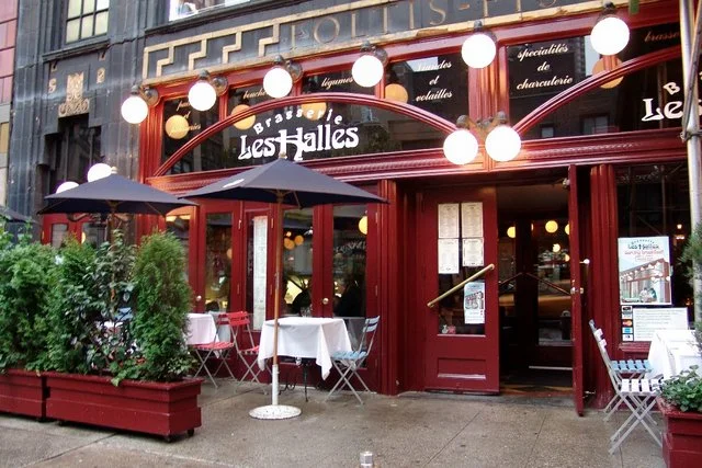 Fonte: https://thetravelingtummies.files.wordpress.com/2010/05/pic38asaturdayleshalles1.jpg