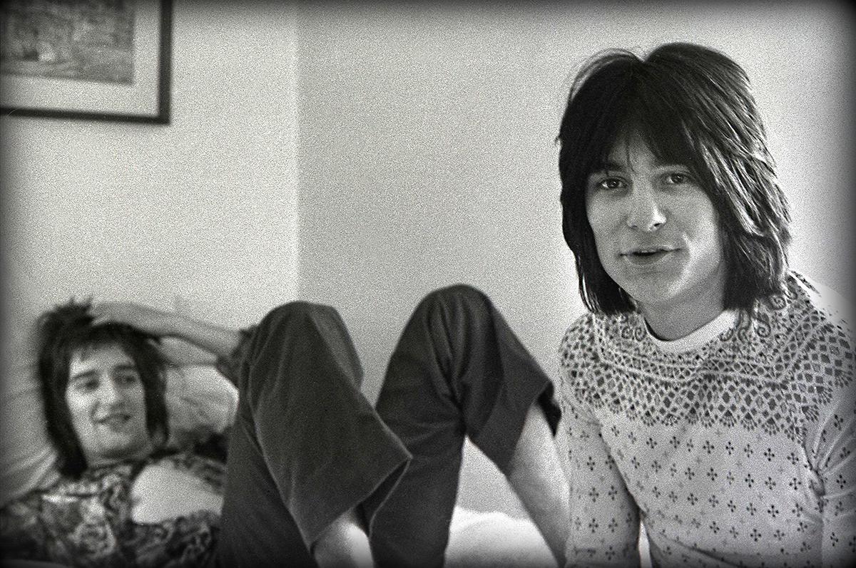 Rod Stewart and Ron Wood.jpg