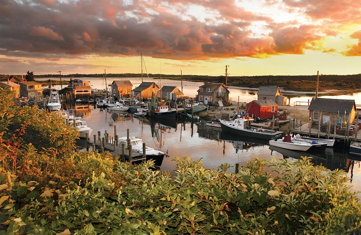 Menemsha-Sunset-over-Basin.jpg