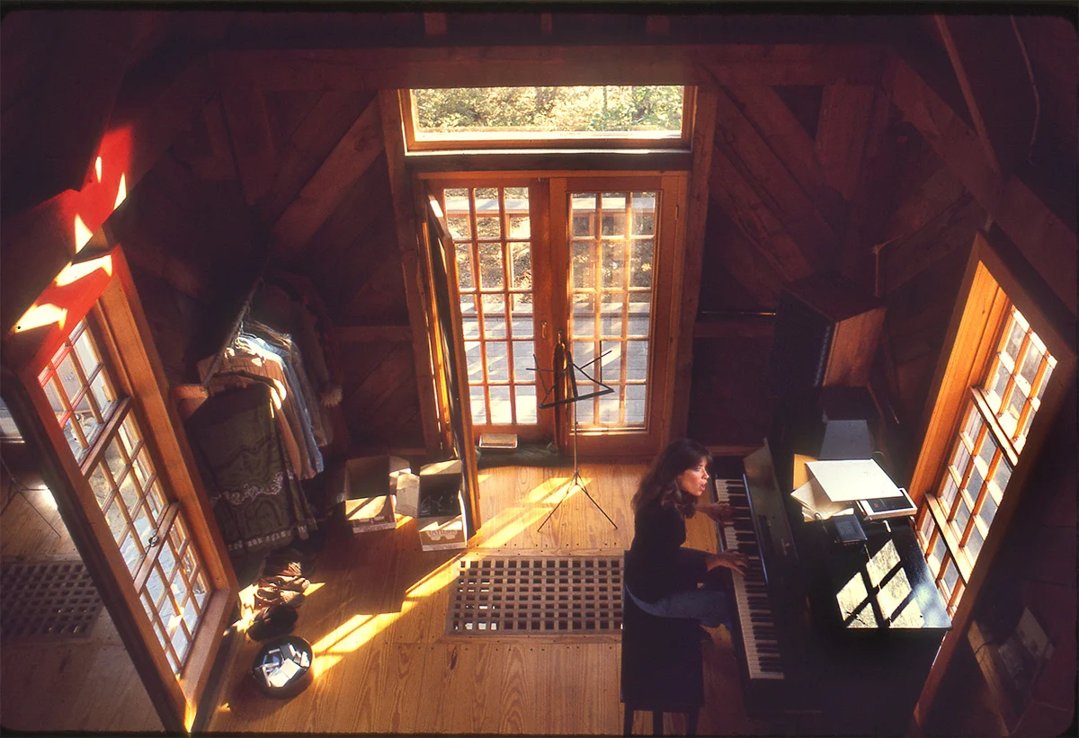 Carly-Simon---home.jpg