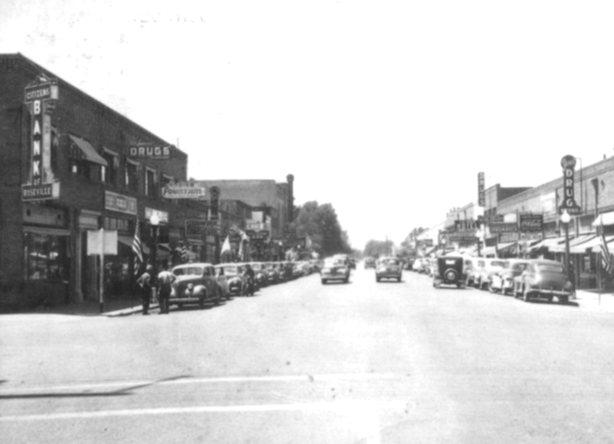Vernon Street looking west from Lincoln Street circa 1940's.