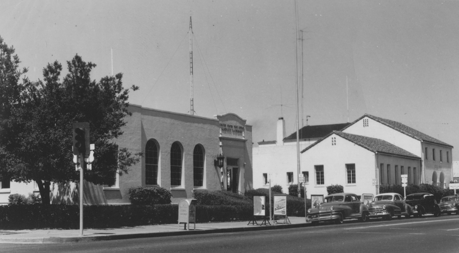 Roseville Post Office and City Hall circa 1950's.