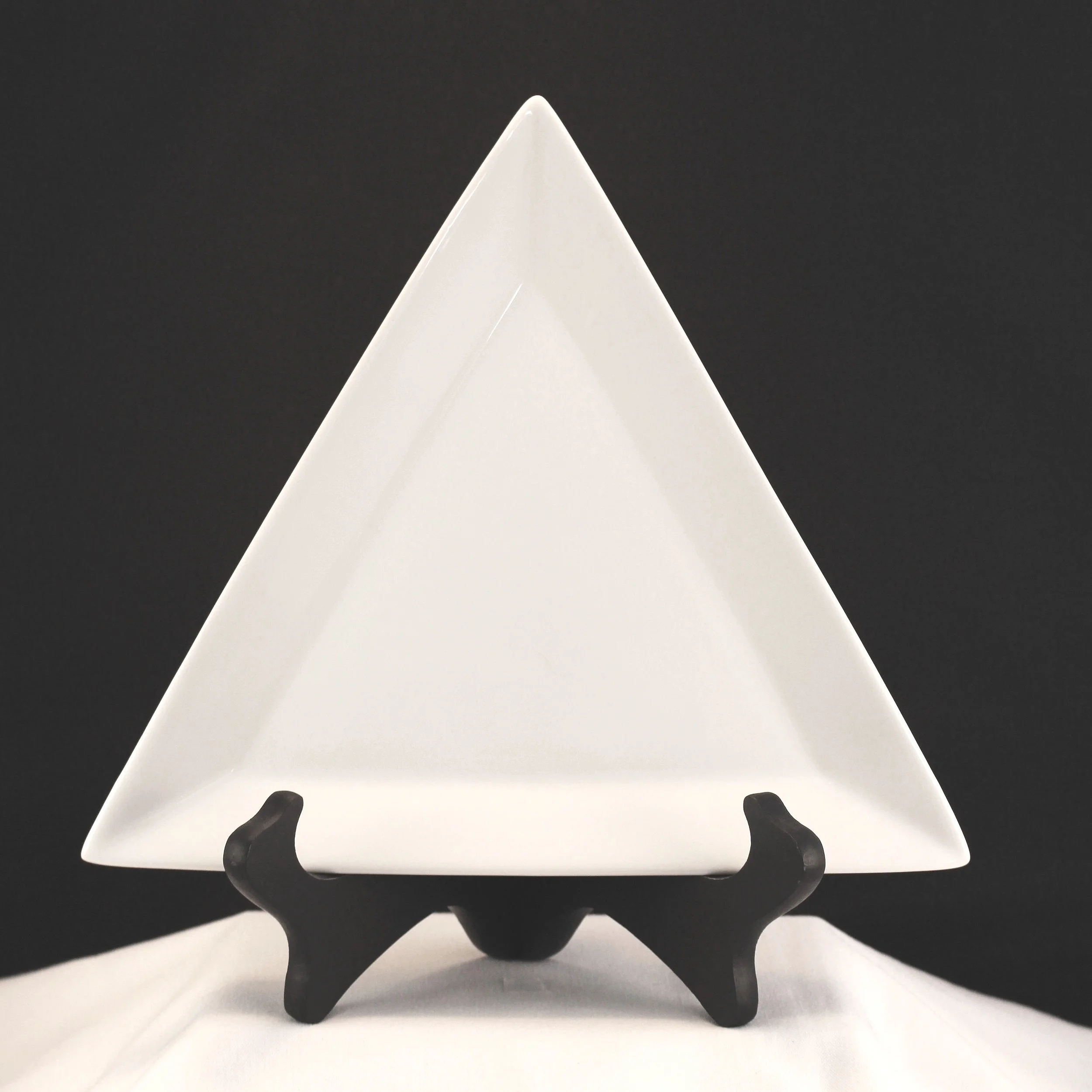 %252819%2529%2BTriangle%2BDinner%2BPlate%2B2%2B%252810%2Bin%2529.jpg