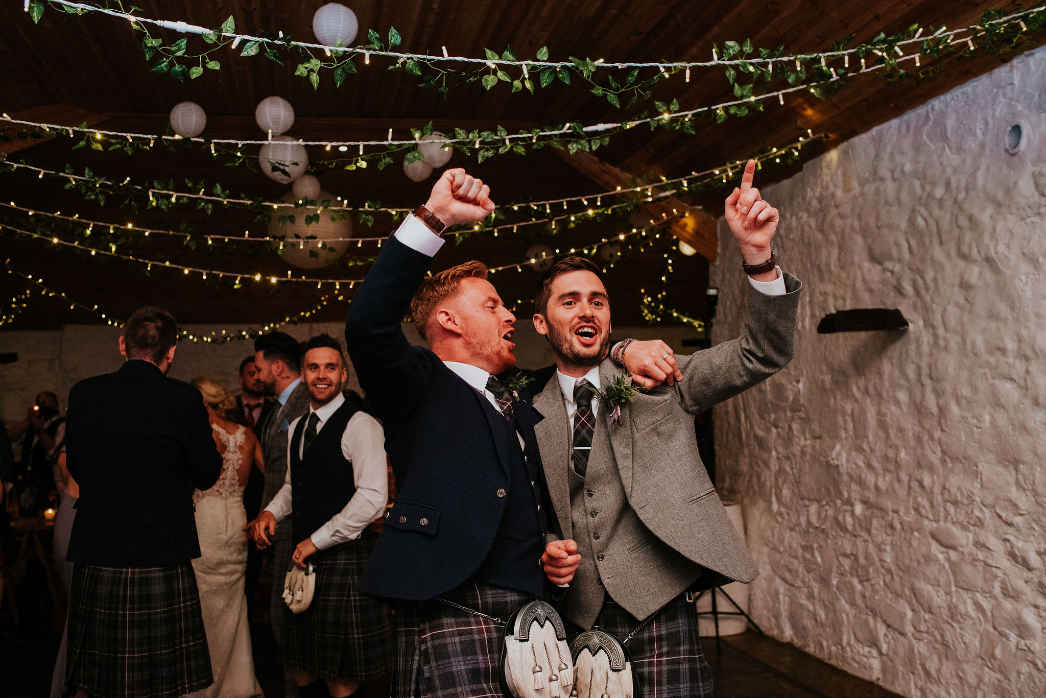 Dalduff-Farm-wedding-photographer (105).jpg