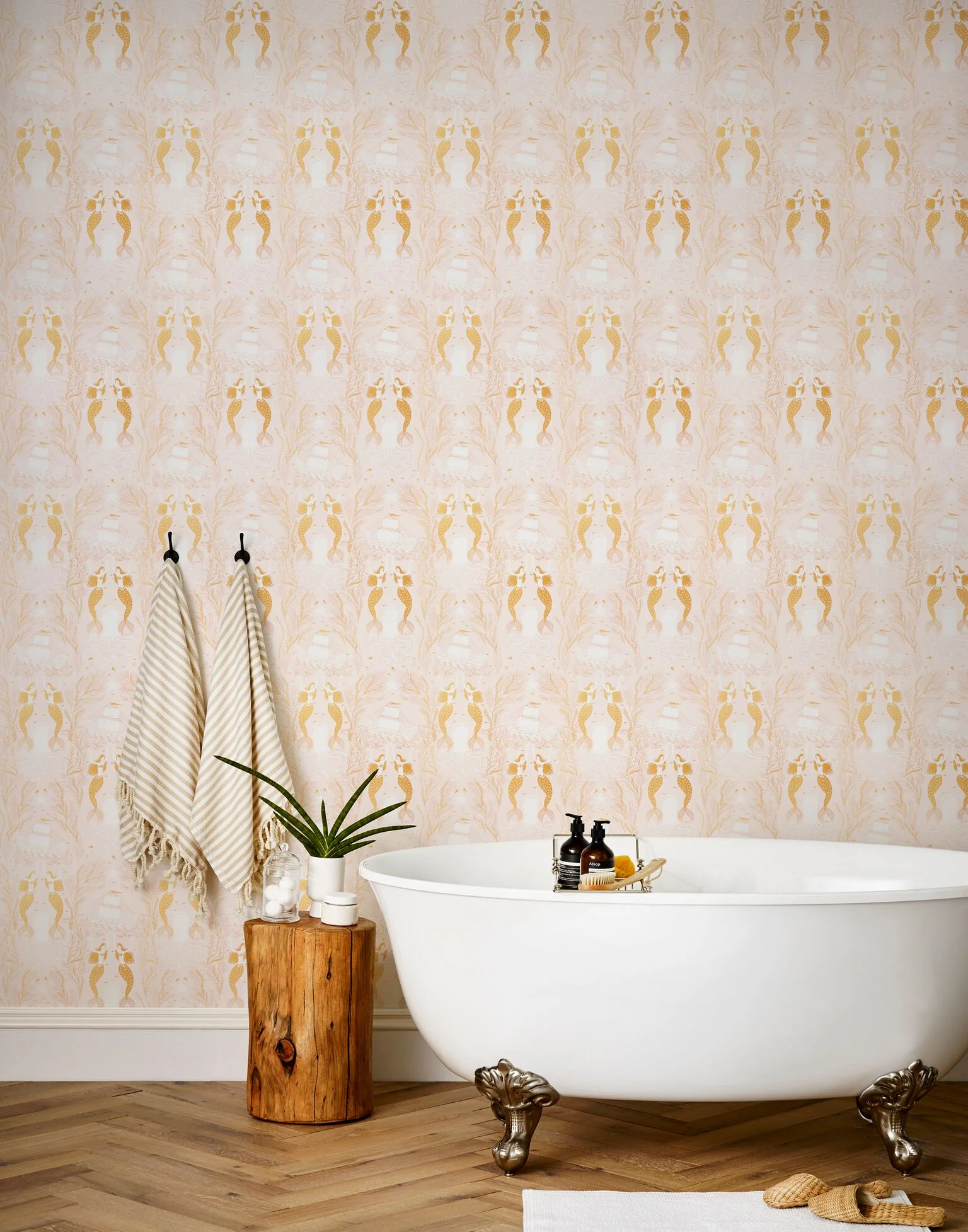 HW_MD004_Mermaids_Blush_Room_web.jpg