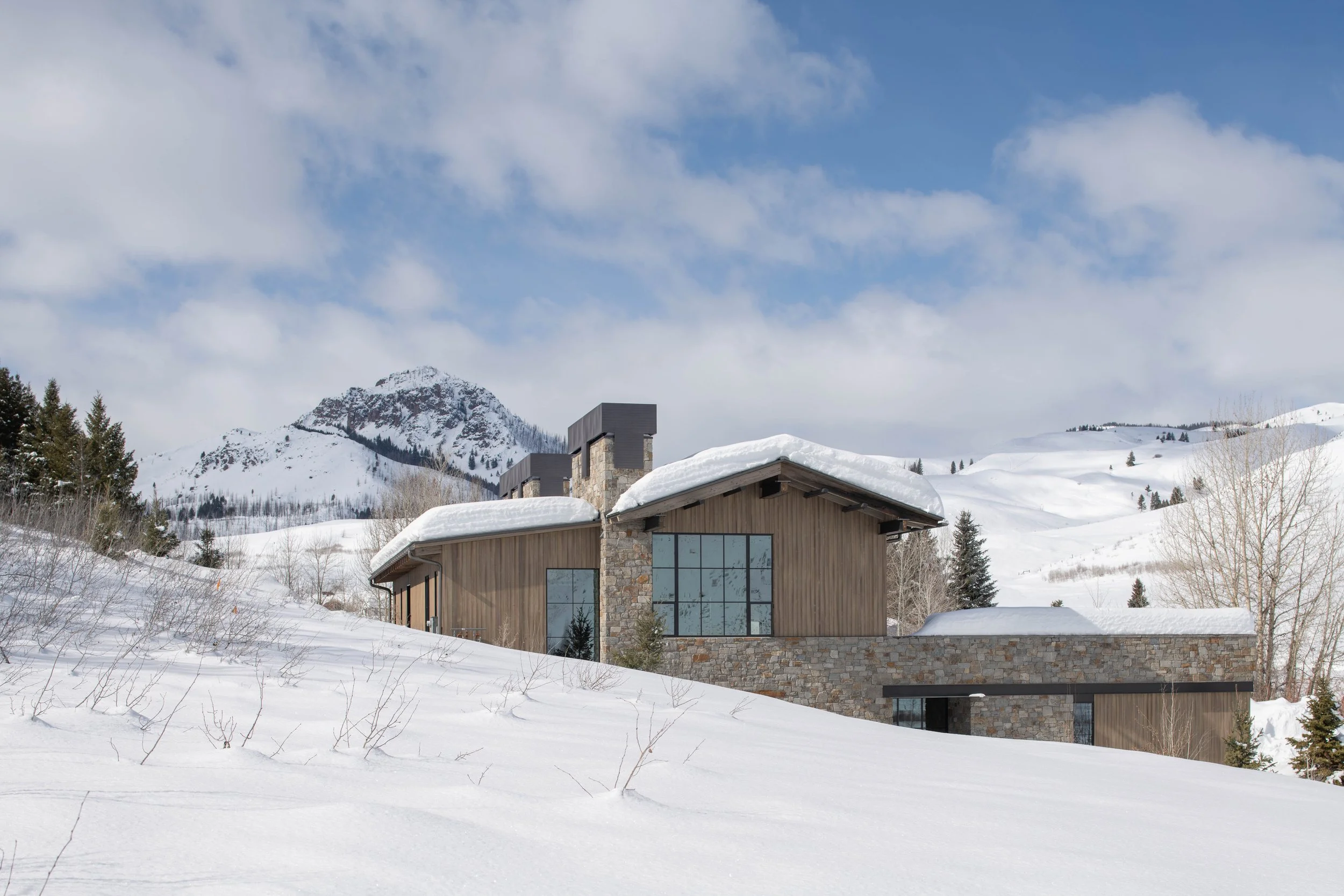 Gabe Border-GreenHorn-Winter-21.jpg