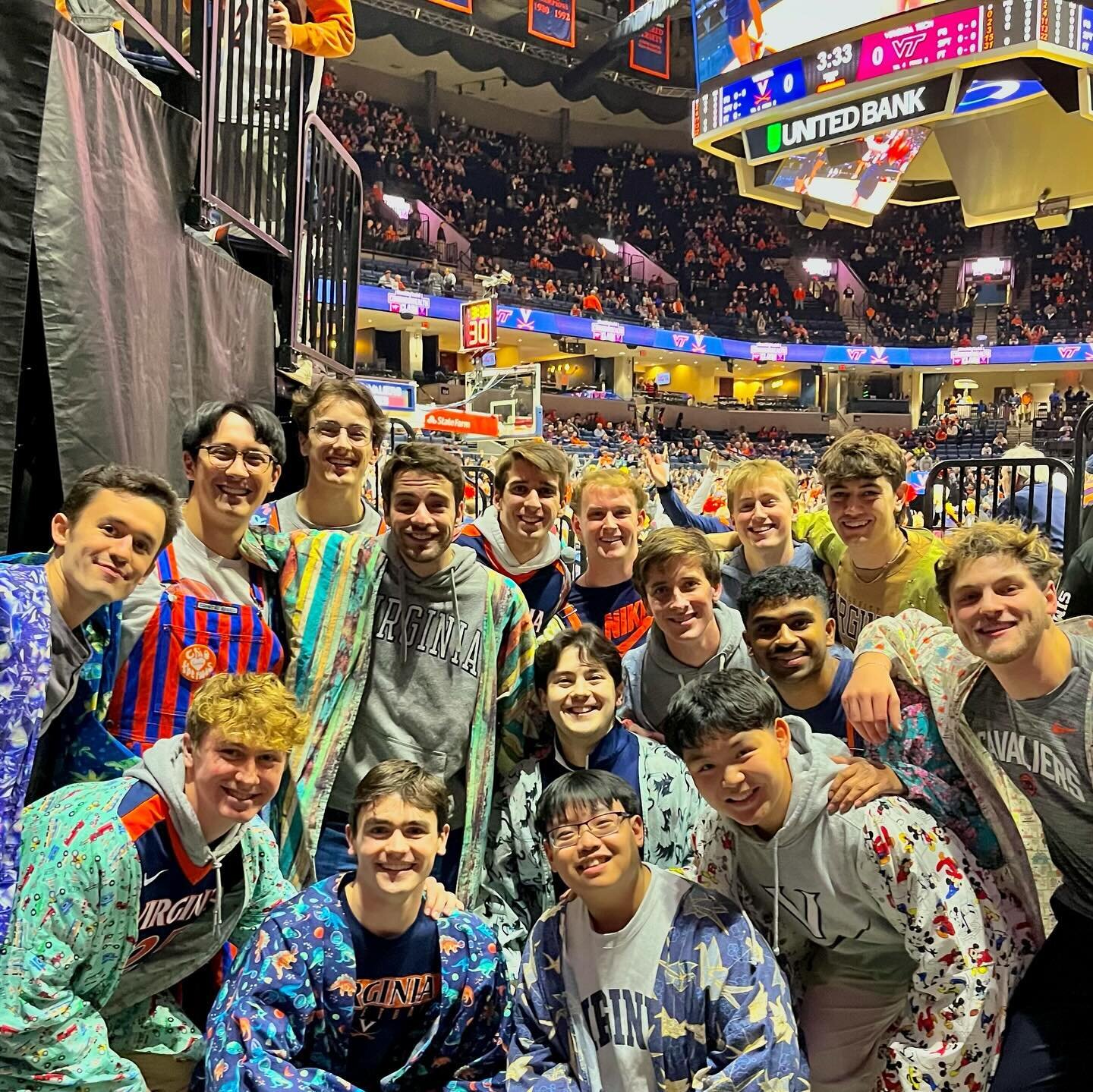 National Anthem at the Tech game&hellip; ✅
A great win @uvamenshoops &hellip; ✅
What more could we ask for?