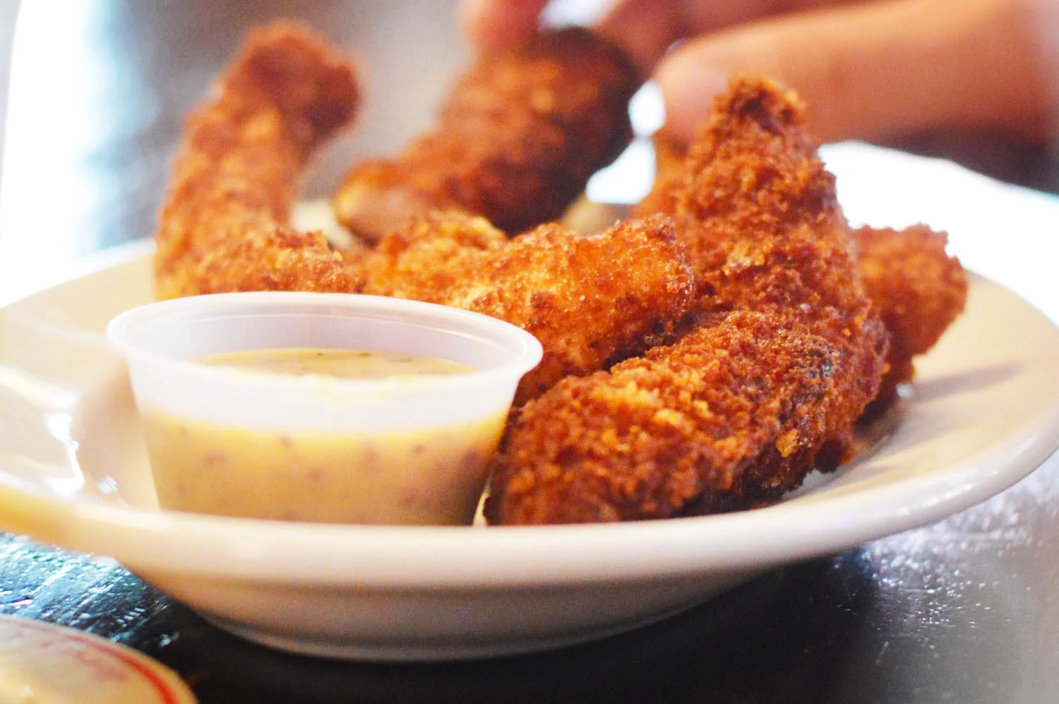 LUNCH . DINNER
