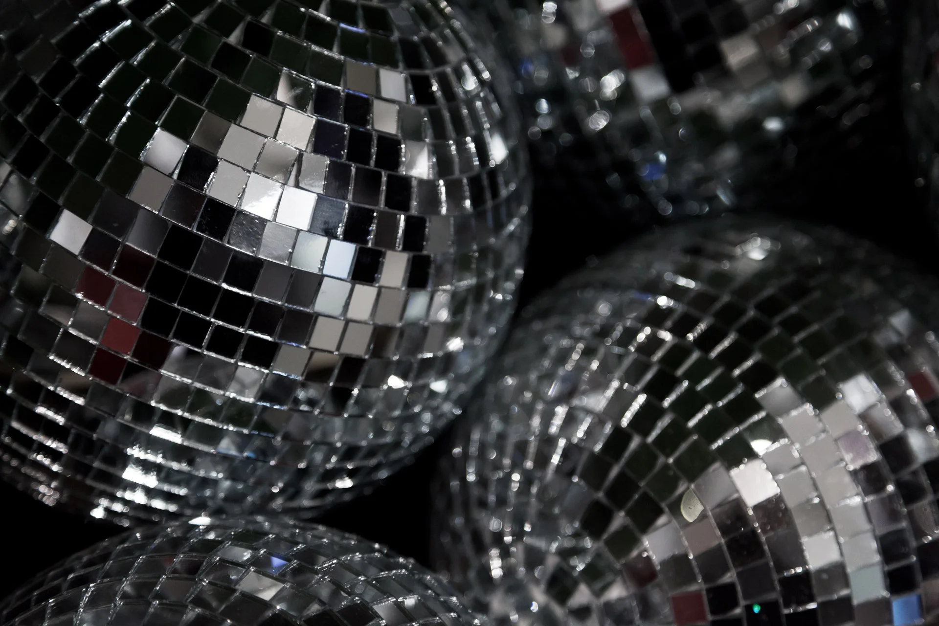 mirror-balls.jpg
