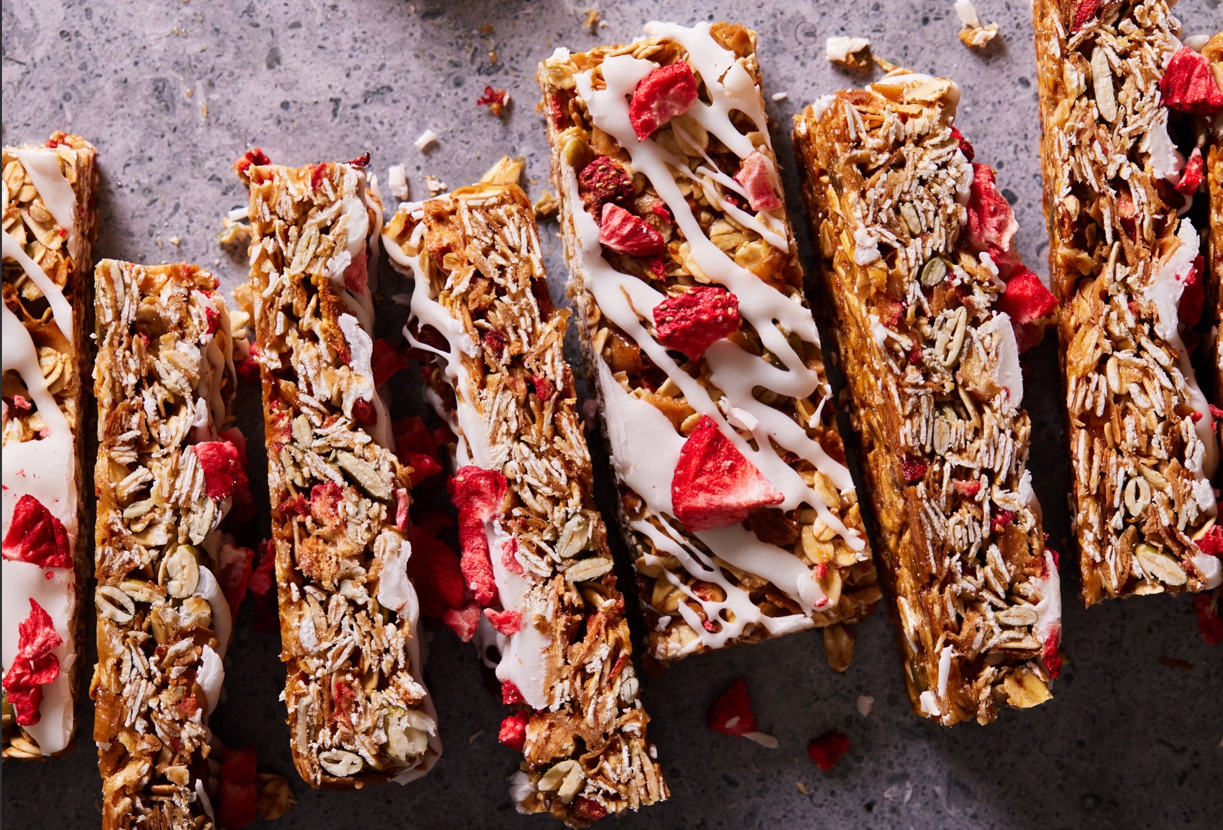 Strawberry 'n Cream Granola Bars