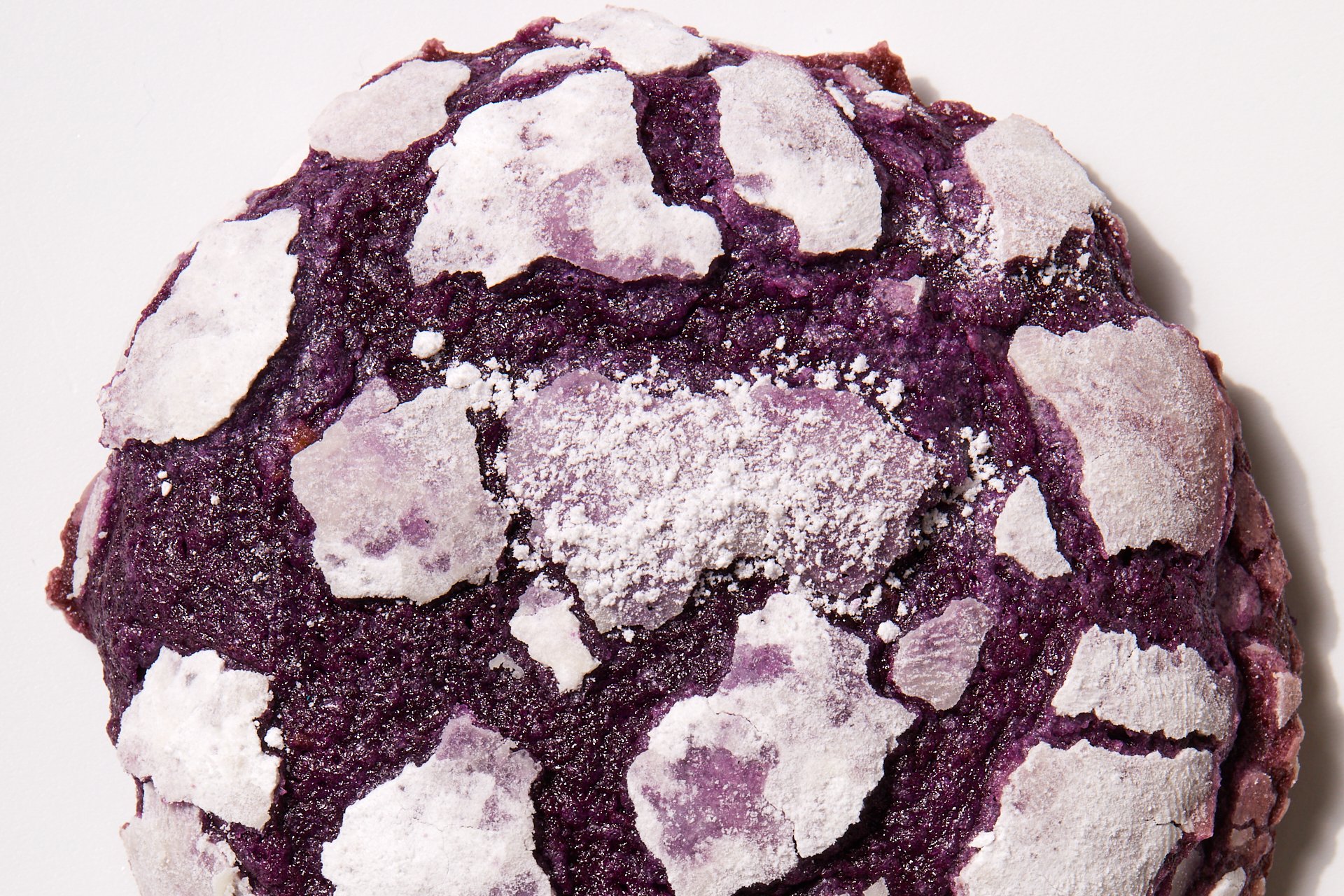 Ube Crinkle Cookie