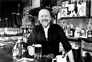 Earl Pionke at the Earl of Old Town in 1982. (Photo via the Chicago Tribune via ChicagoTribune.com)