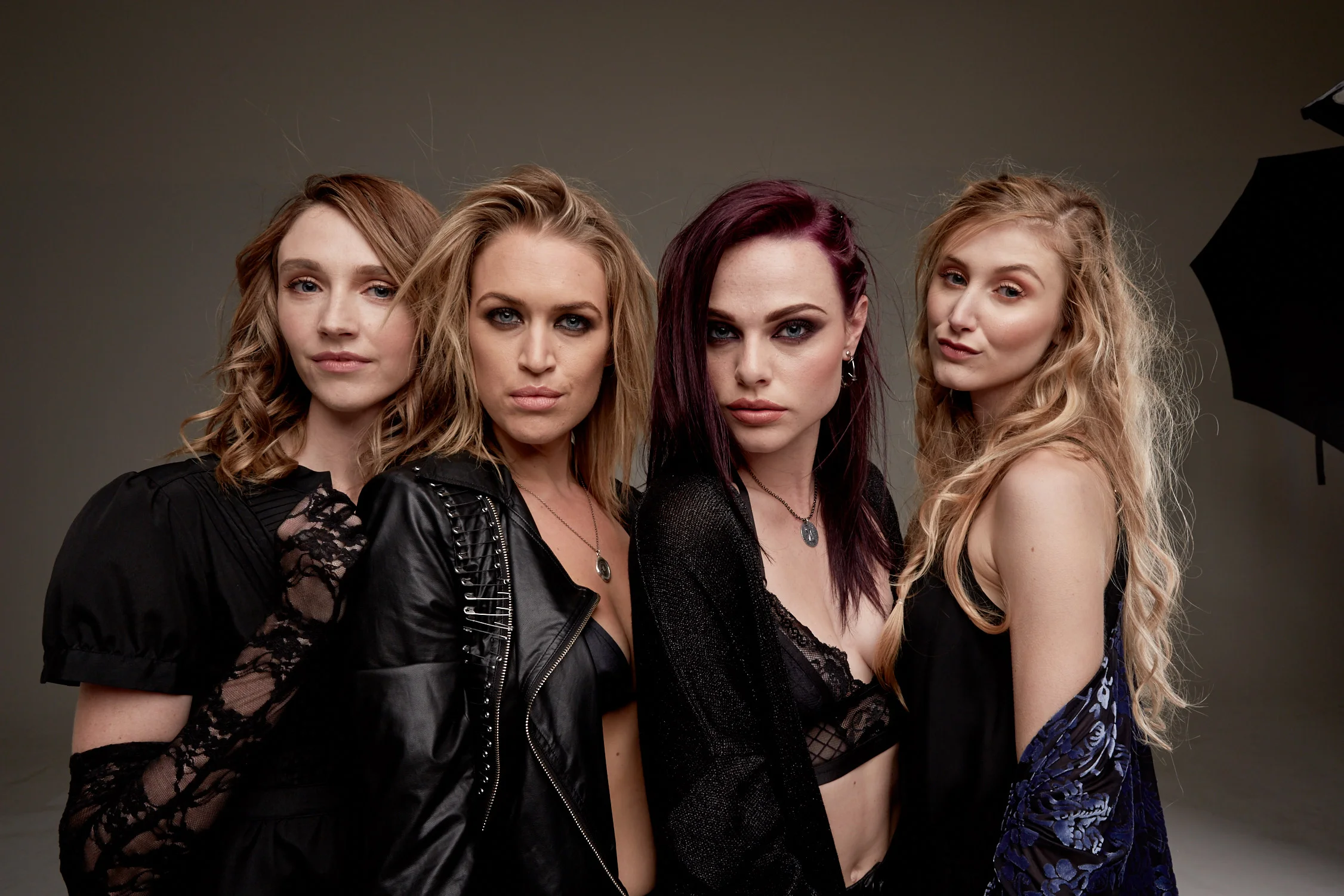 coven6b_group1518.jpg