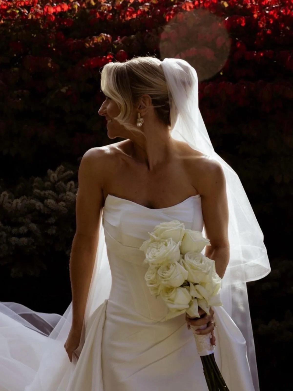 𝘉𝘳𝘦𝘢𝘵𝘩𝘵𝘢𝘬𝘪𝘯𝘨𝘭𝘺 bronzed. 🤎

𝖳𝖺𝗇 𝖻𝗒 𝖤𝗏𝗂