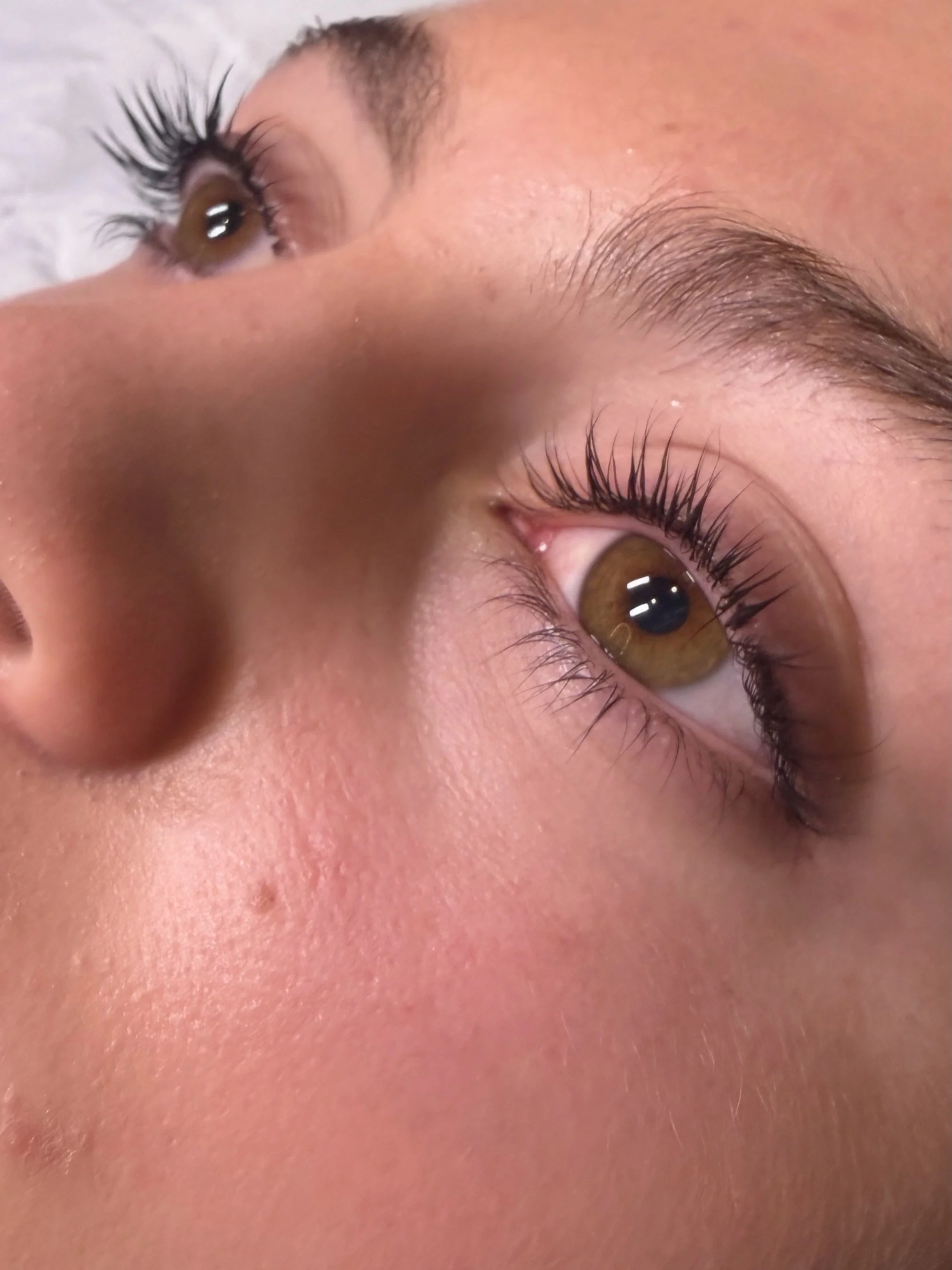 𝘸𝘵𝘧 is a lash curler? 

Lash lift and tint for these beauties 🤍
