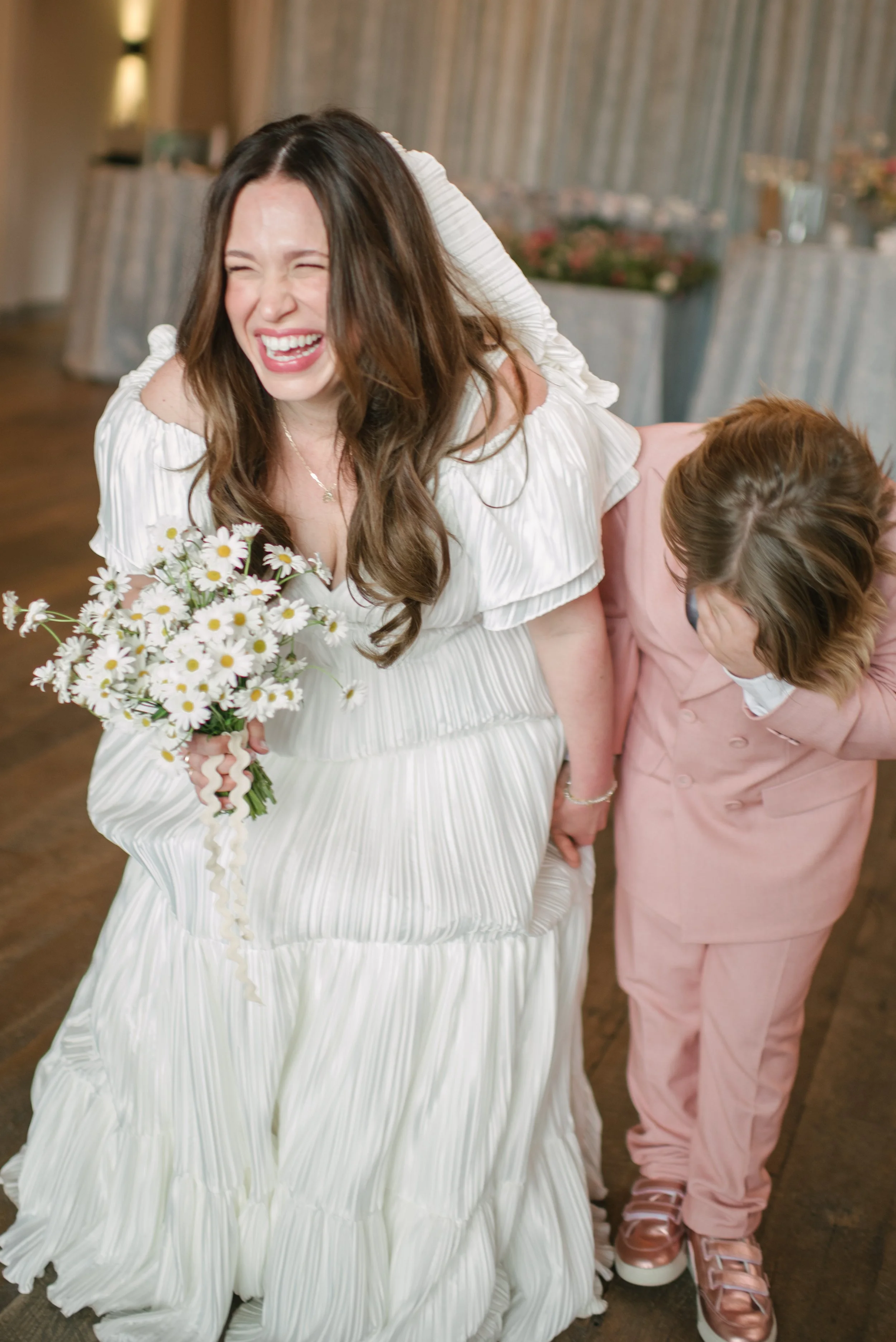 loveisreal_43026_s-3427-2.jpg